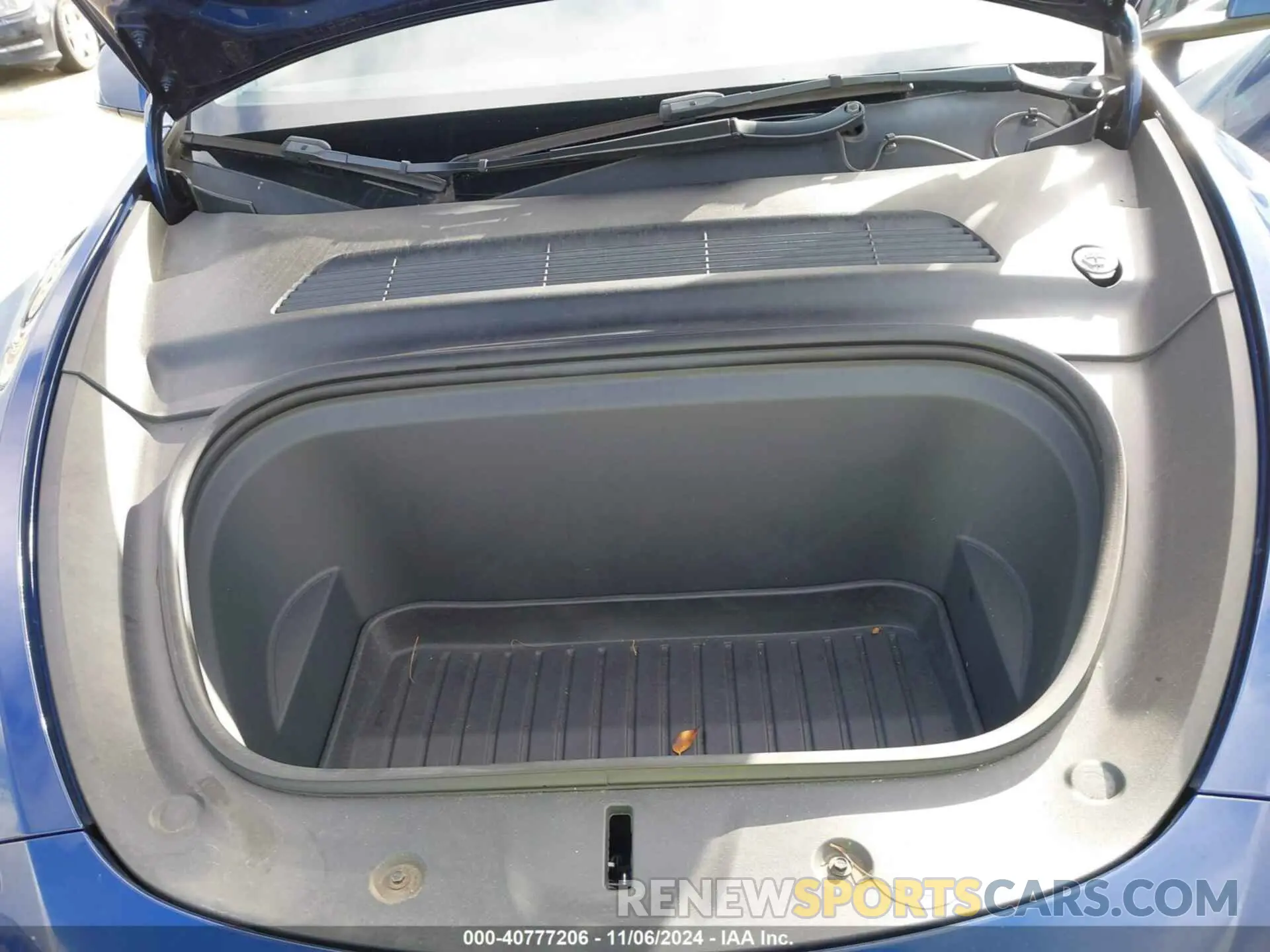 10 Photograph of a damaged car 5YJYGDEE1MF259615 TESLA MODEL Y 2021