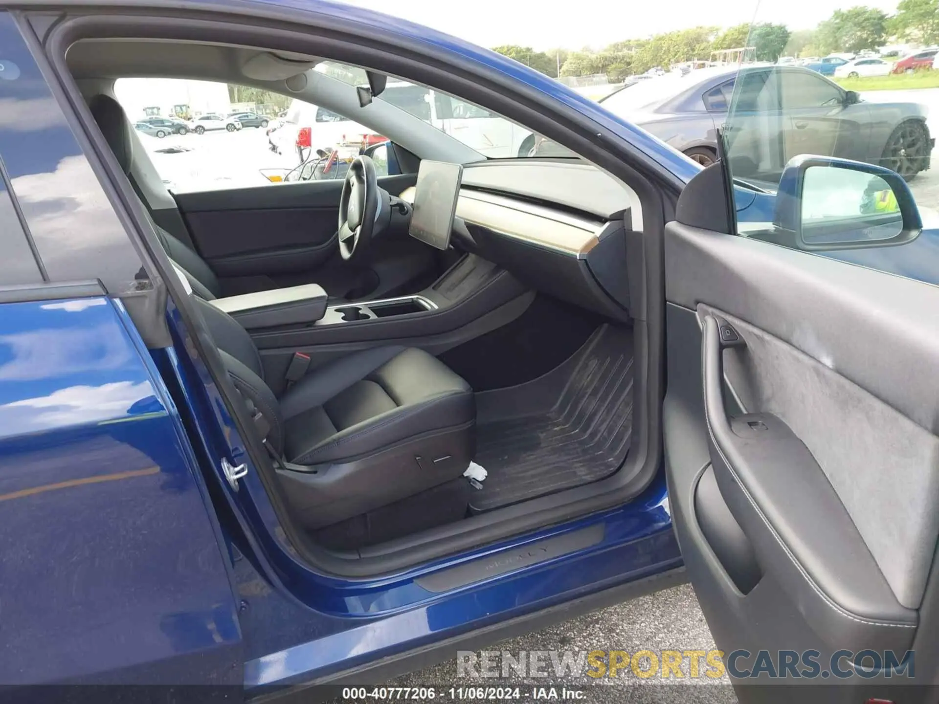 5 Photograph of a damaged car 5YJYGDEE1MF259615 TESLA MODEL Y 2021
