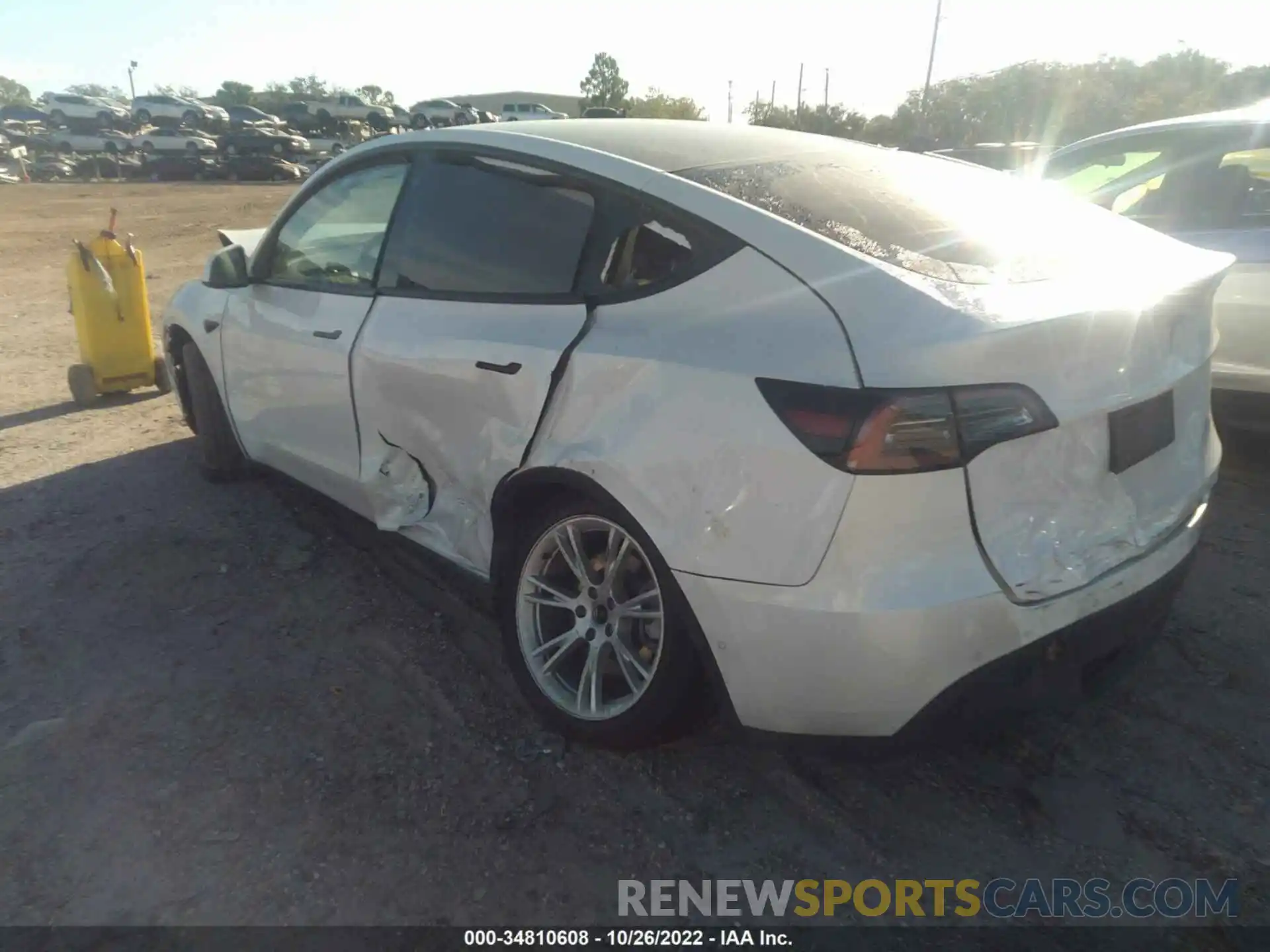 3 Photograph of a damaged car 5YJYGDEE1MF263129 TESLA MODEL Y 2021