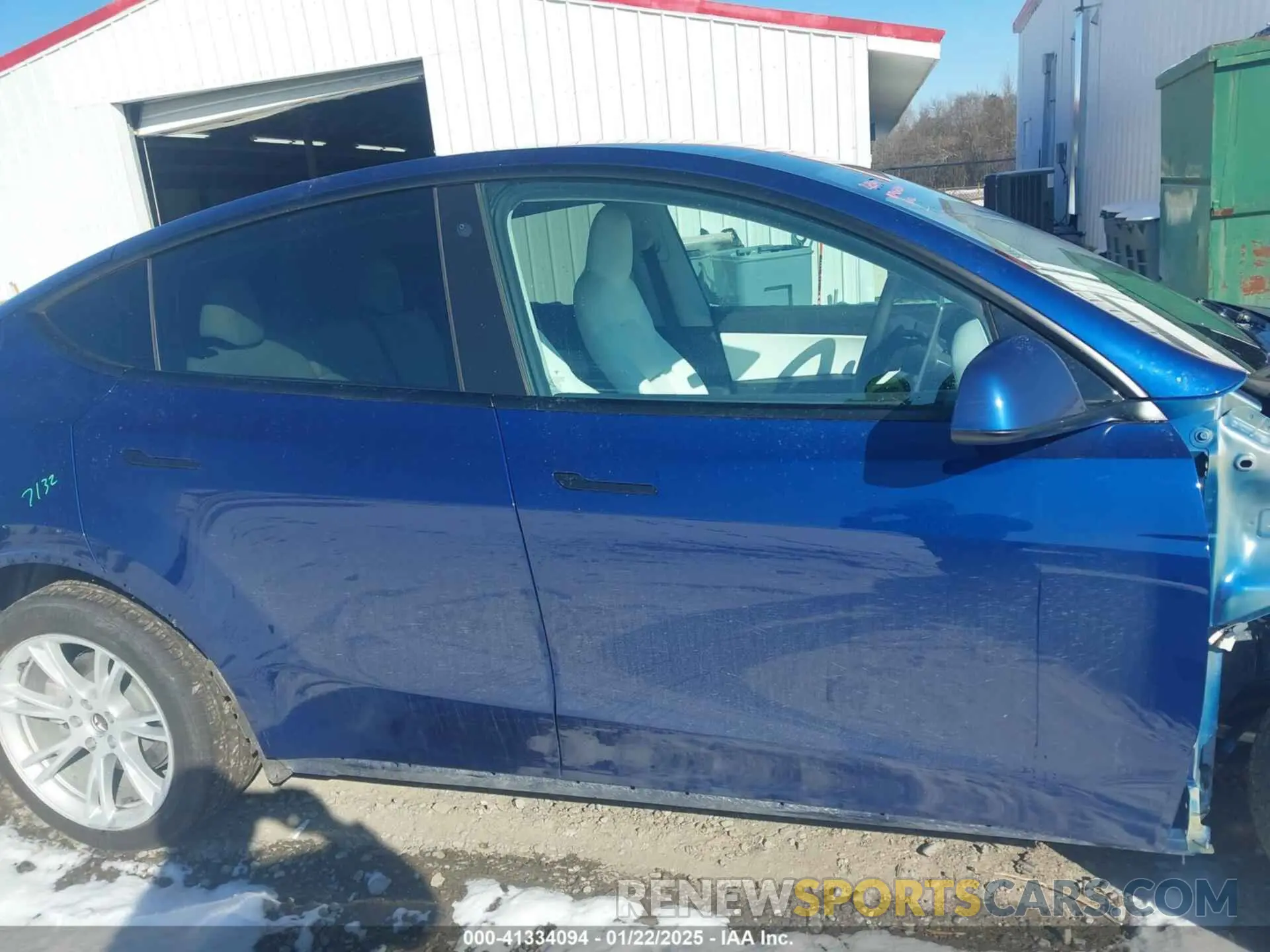 13 Photograph of a damaged car 5YJYGDEE1MF263549 TESLA MODEL Y 2021