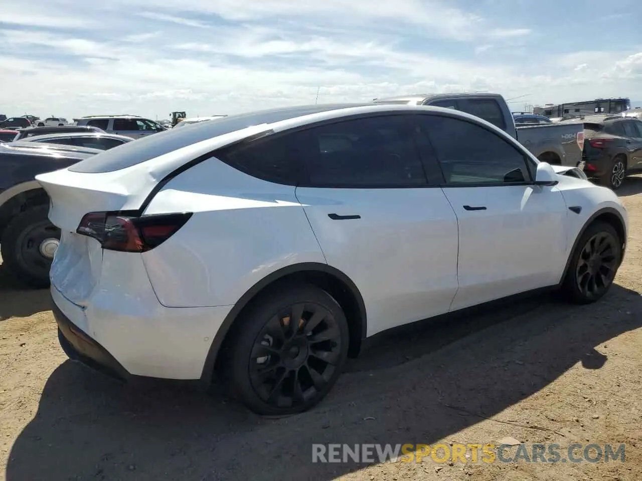 3 Photograph of a damaged car 5YJYGDEE1MF265074 TESLA MODEL Y 2021