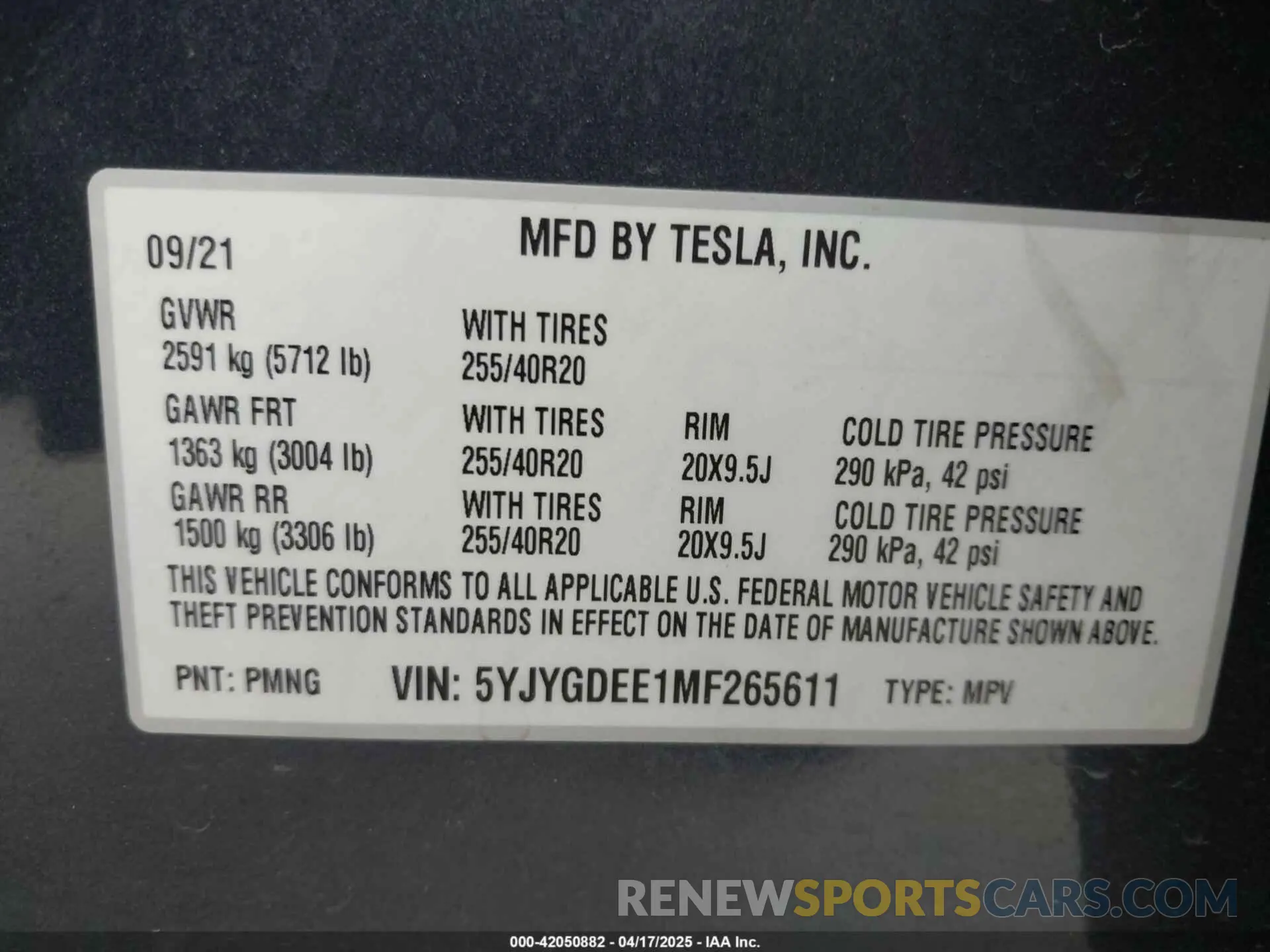 9 Photograph of a damaged car 5YJYGDEE1MF265611 TESLA MODEL Y 2021