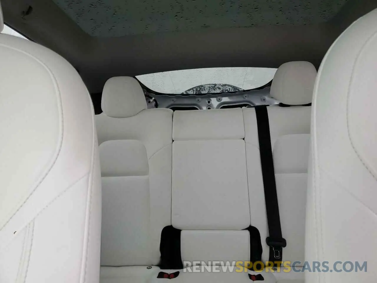 10 Photograph of a damaged car 5YJYGDEE1MF267004 TESLA MODEL Y 2021
