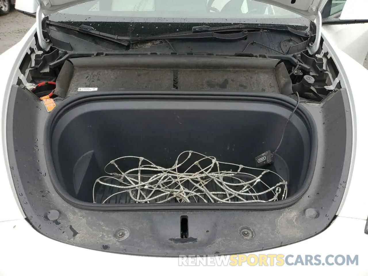 12 Photograph of a damaged car 5YJYGDEE1MF267004 TESLA MODEL Y 2021