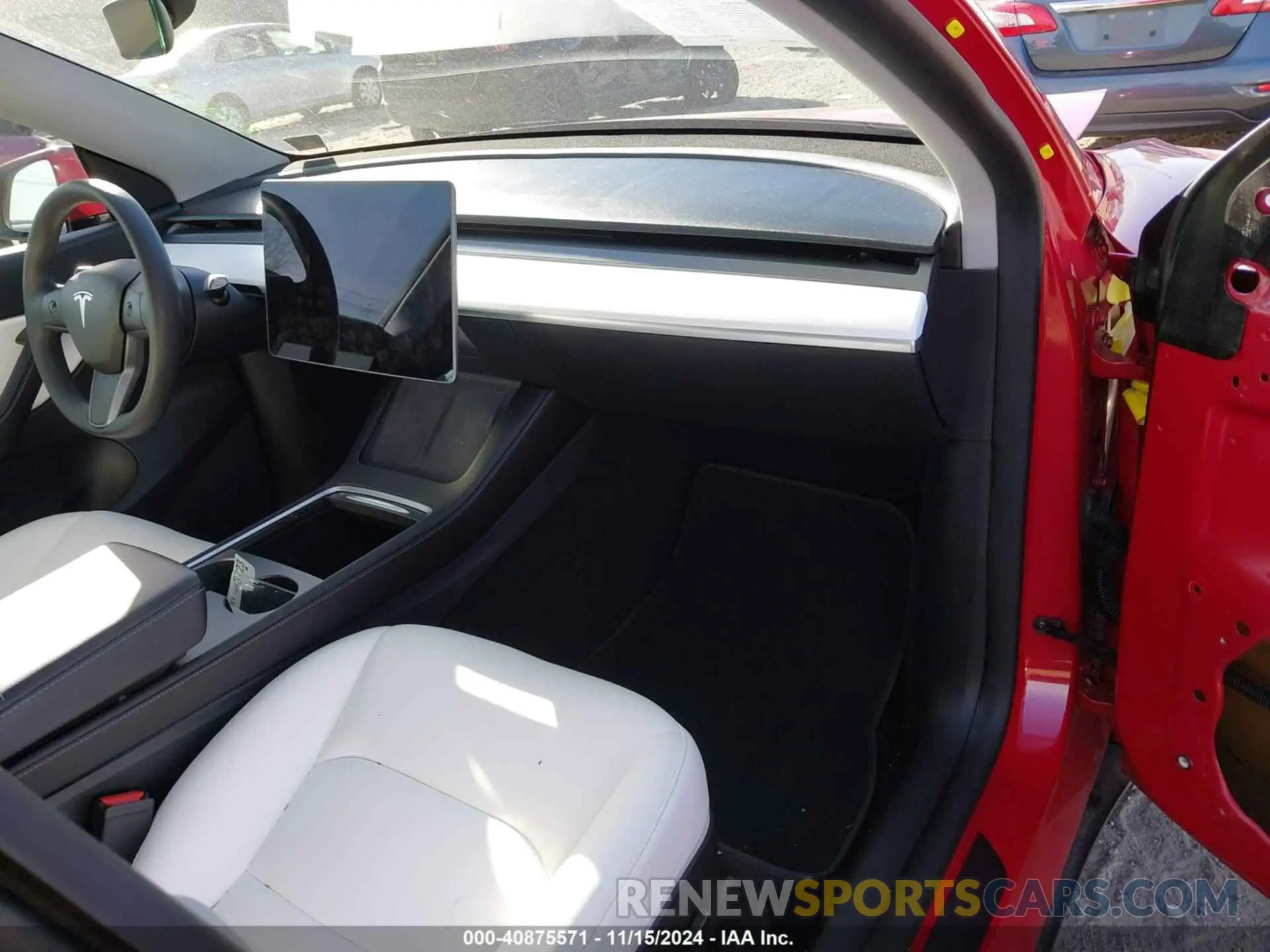 5 Photograph of a damaged car 5YJYGDEE1MF270646 TESLA MODEL Y 2021