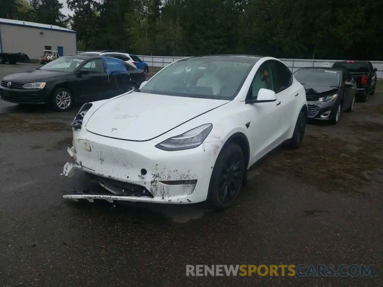 2 Photograph of a damaged car 5YJYGDEE1MF277063 TESLA MODEL Y 2021