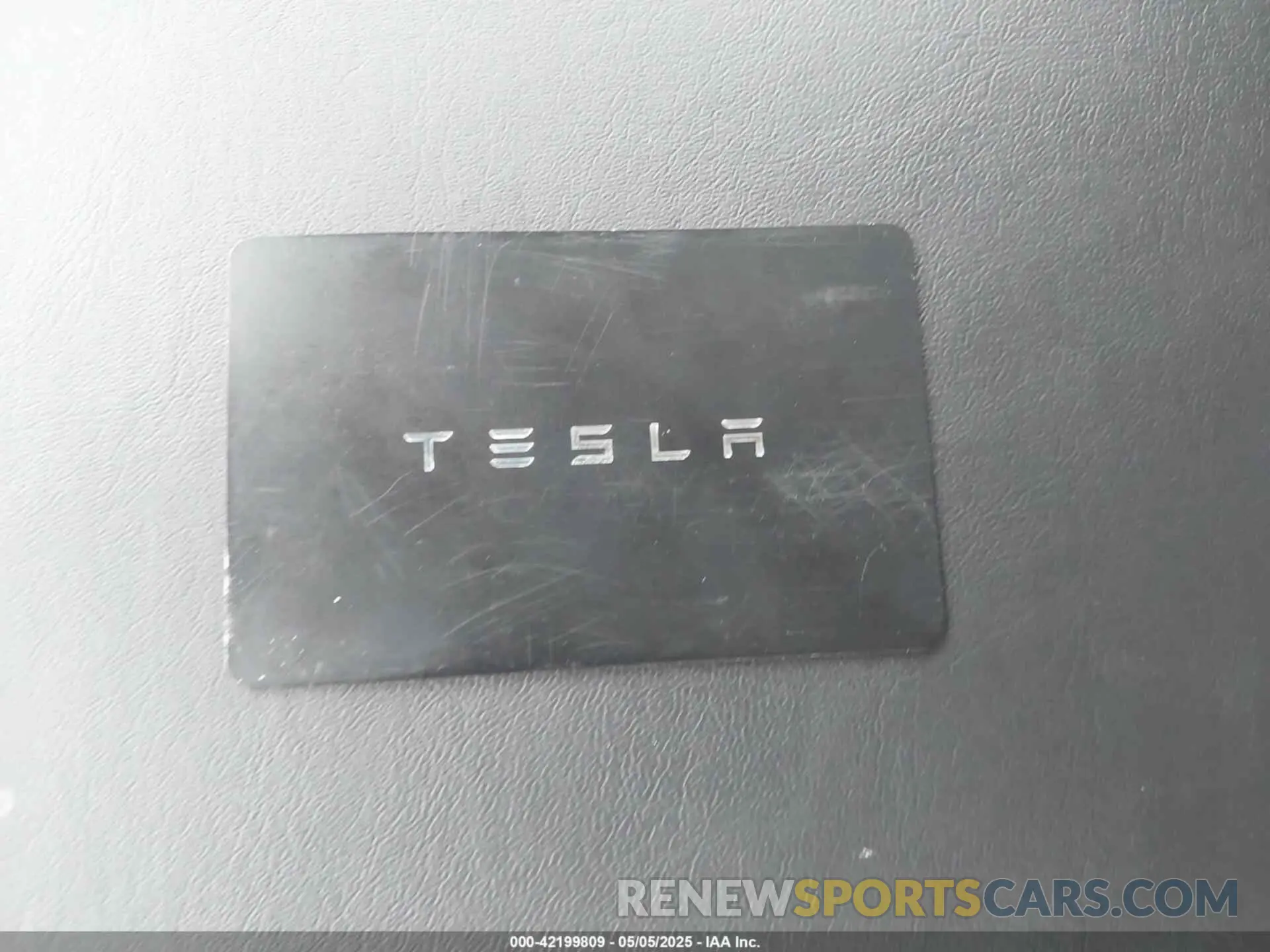 11 Photograph of a damaged car 5YJYGDEE1MF282196 TESLA MODEL Y 2021