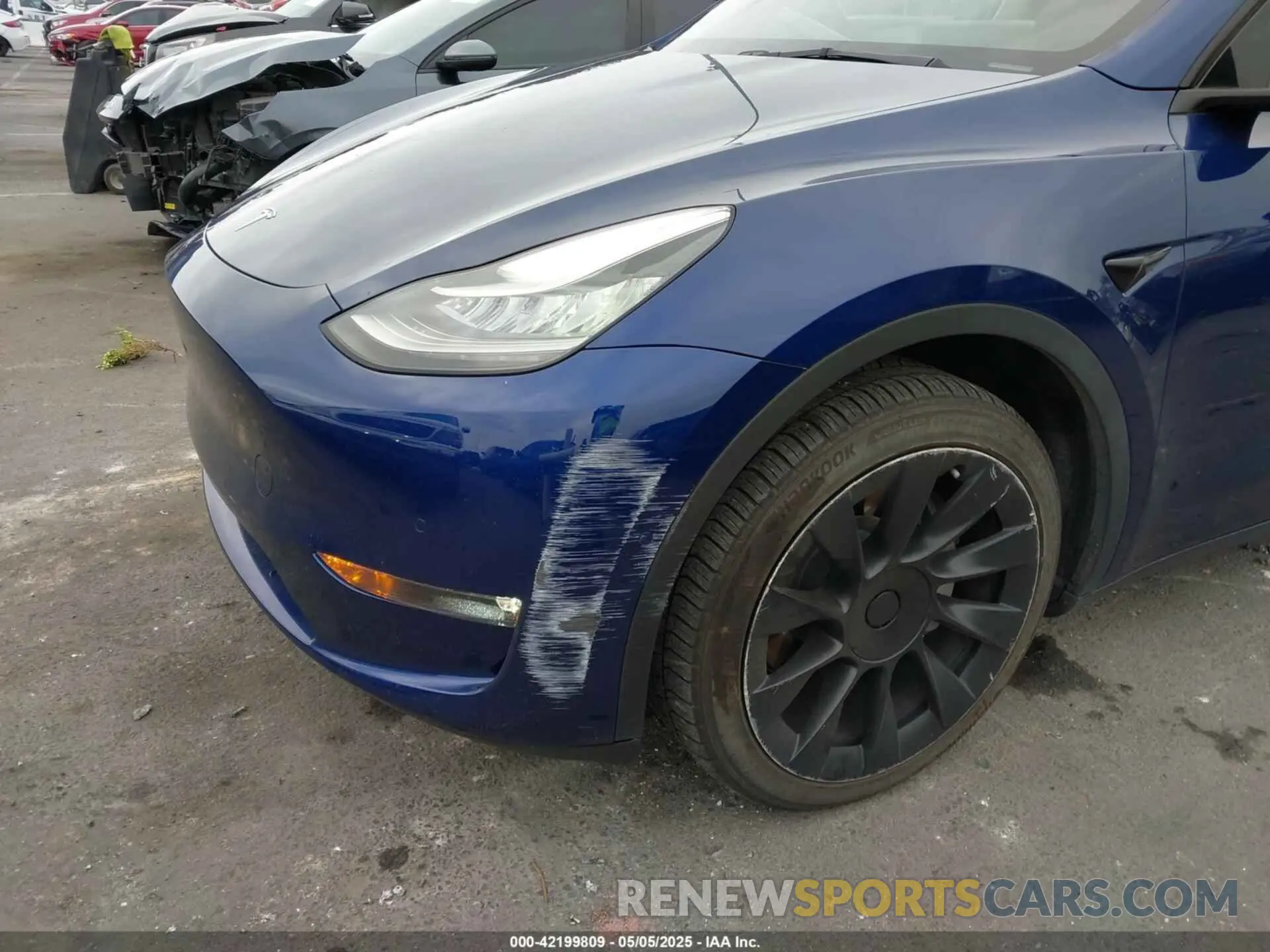 20 Photograph of a damaged car 5YJYGDEE1MF282196 TESLA MODEL Y 2021
