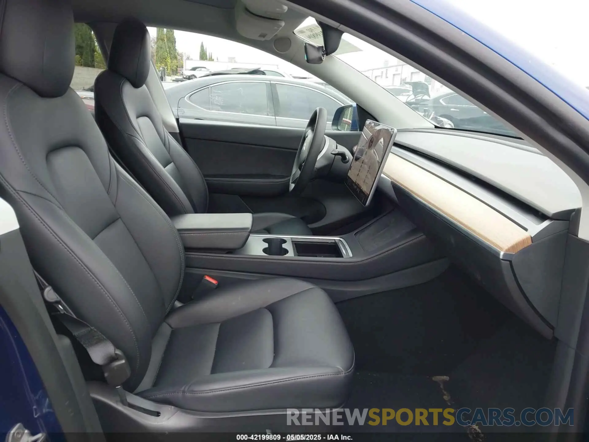 5 Photograph of a damaged car 5YJYGDEE1MF282196 TESLA MODEL Y 2021