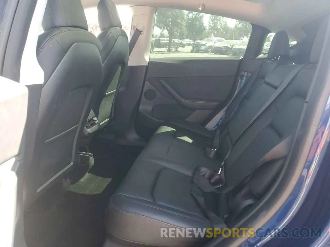 12 Photograph of a damaged car 5YJYGDEE1MF287866 TESLA MODEL Y 2021