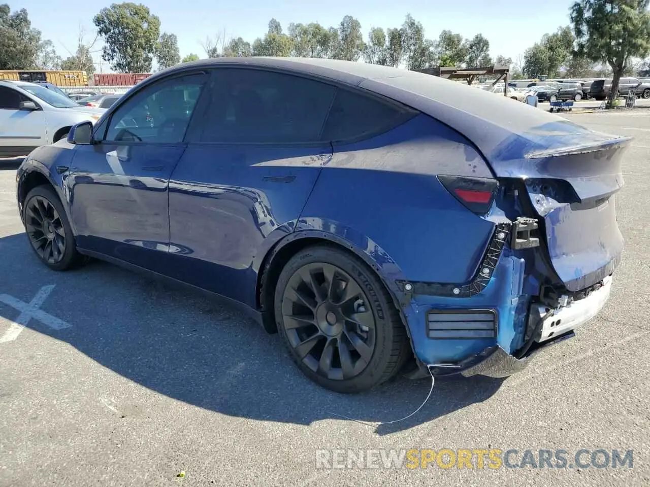 2 Photograph of a damaged car 5YJYGDEE1MF287866 TESLA MODEL Y 2021