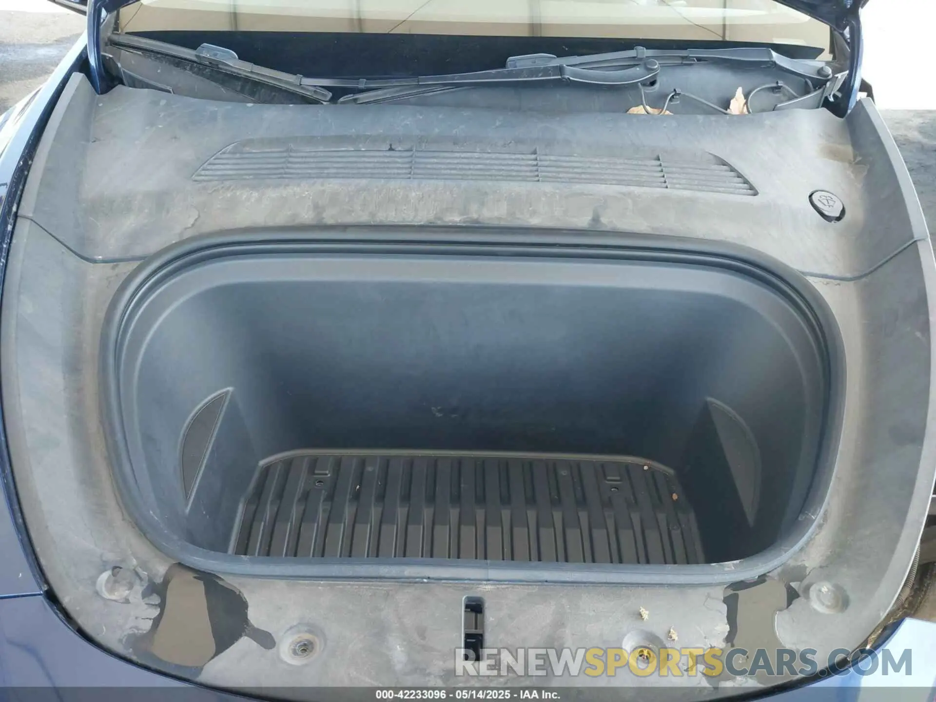 10 Photograph of a damaged car 5YJYGDEE1MF296454 TESLA MODEL Y 2021