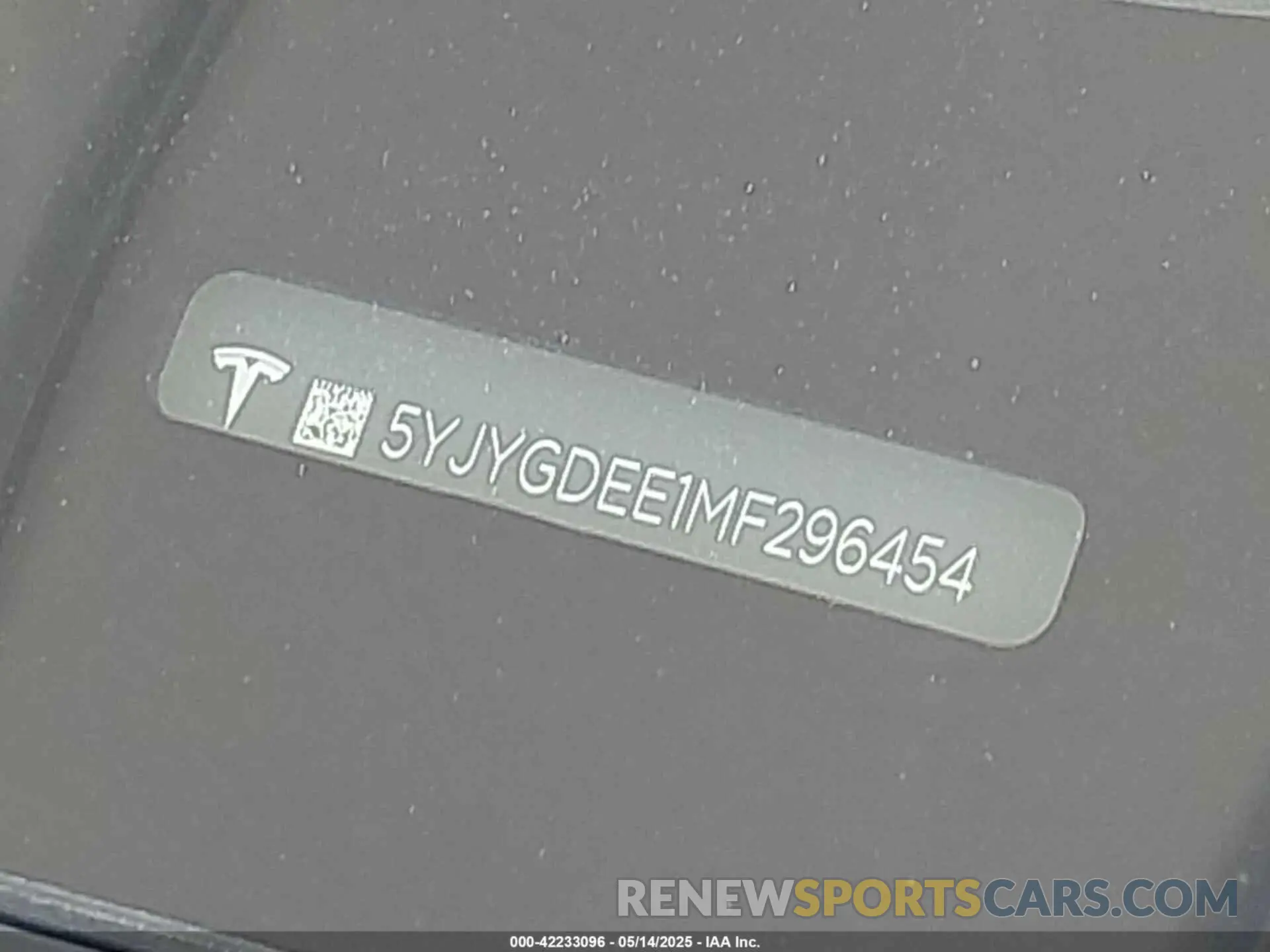 9 Photograph of a damaged car 5YJYGDEE1MF296454 TESLA MODEL Y 2021