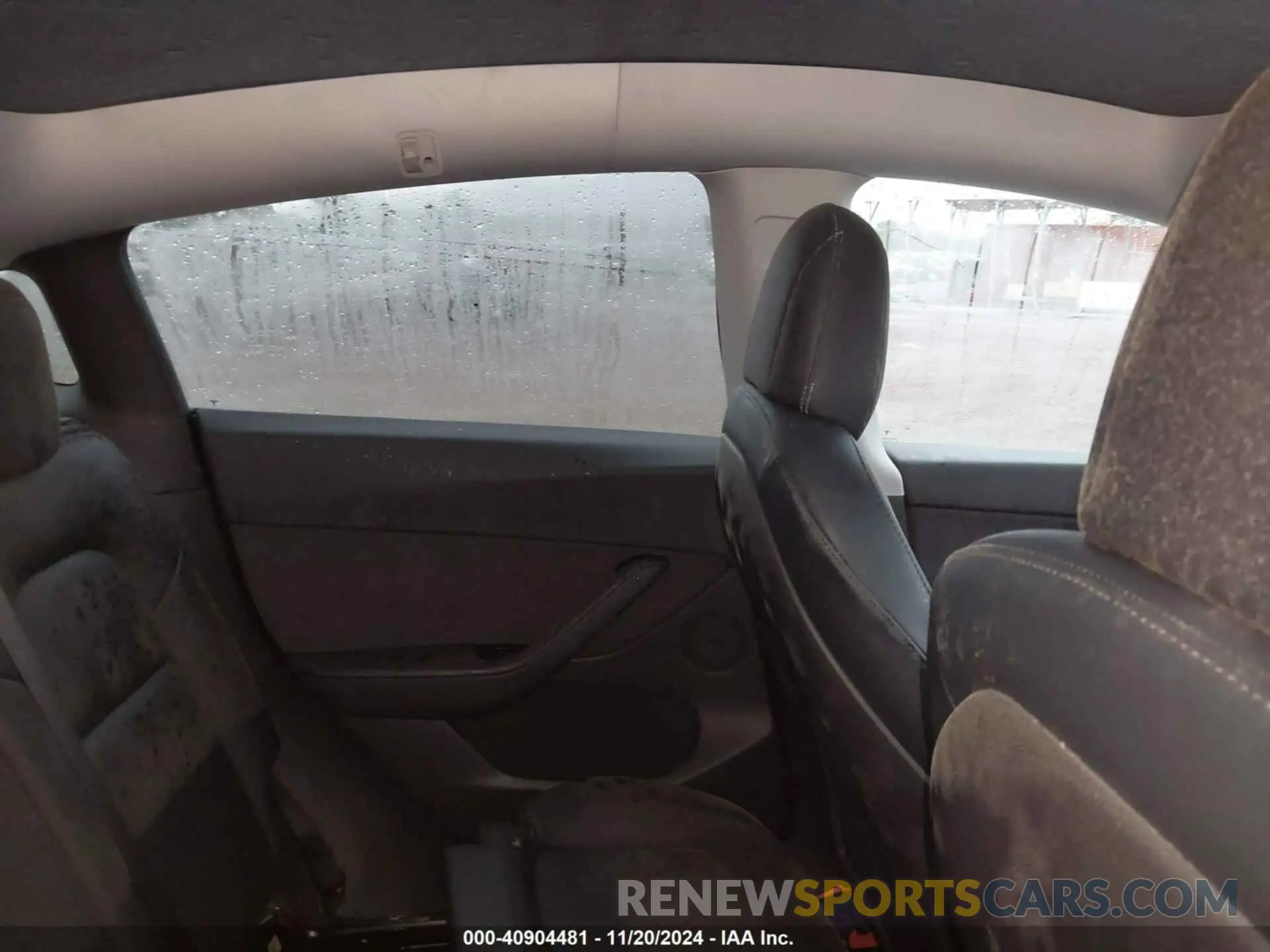 8 Photograph of a damaged car 5YJYGDEE2MF068768 TESLA MODEL Y 2021