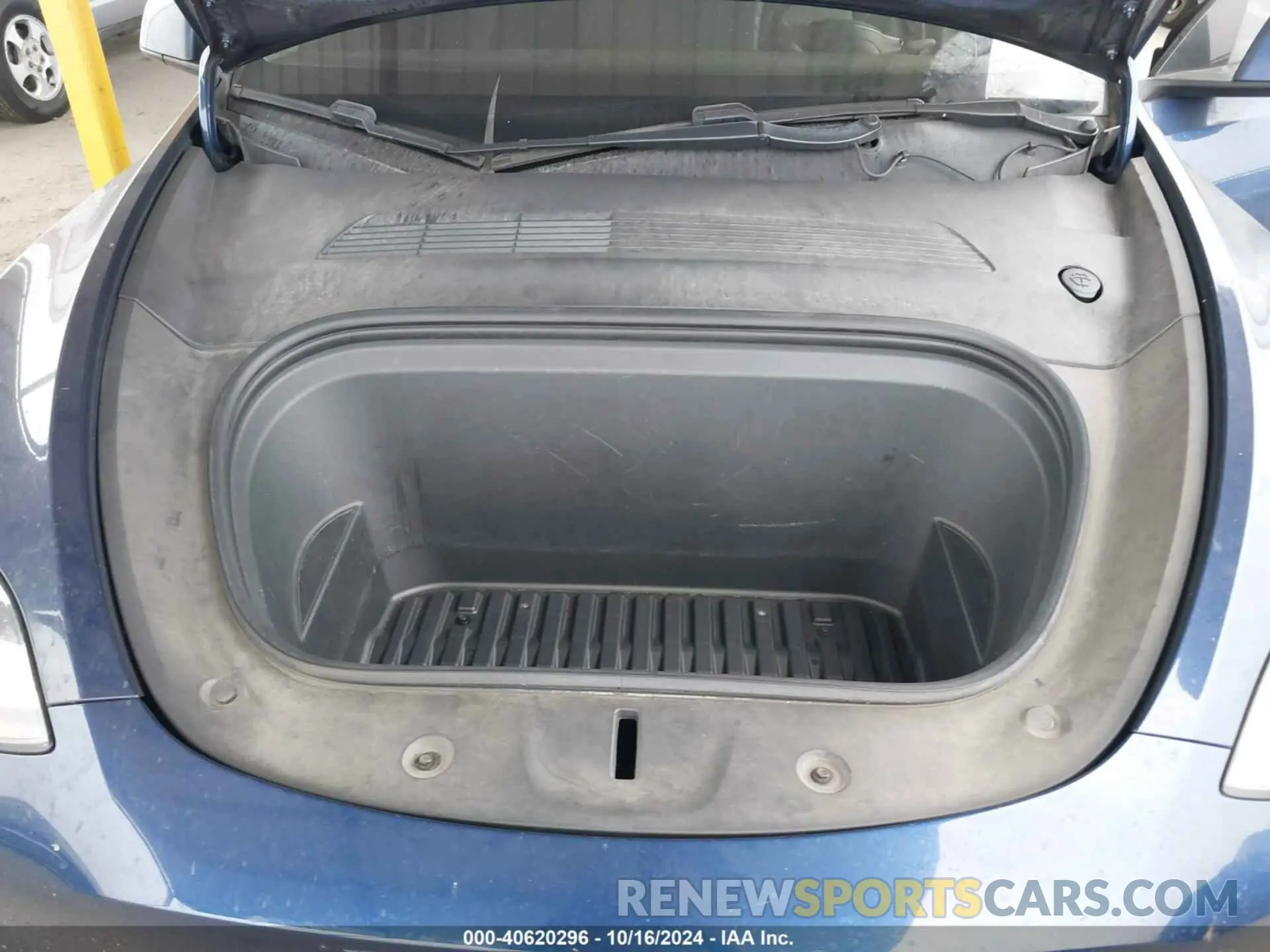 10 Photograph of a damaged car 5YJYGDEE2MF070732 TESLA MODEL Y 2021