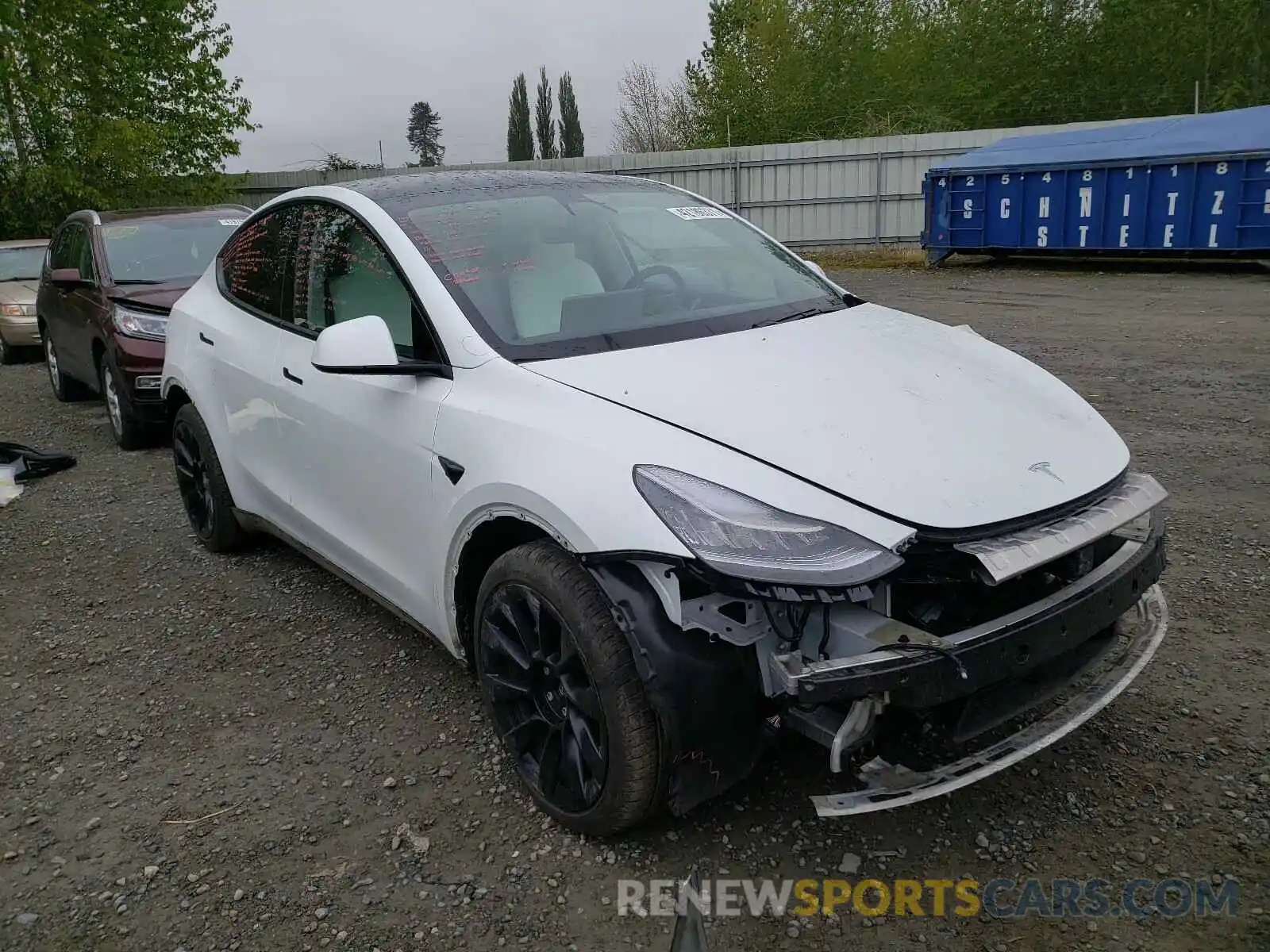 1 Photograph of a damaged car 5YJYGDEE2MF071122 TESLA MODEL Y 2021