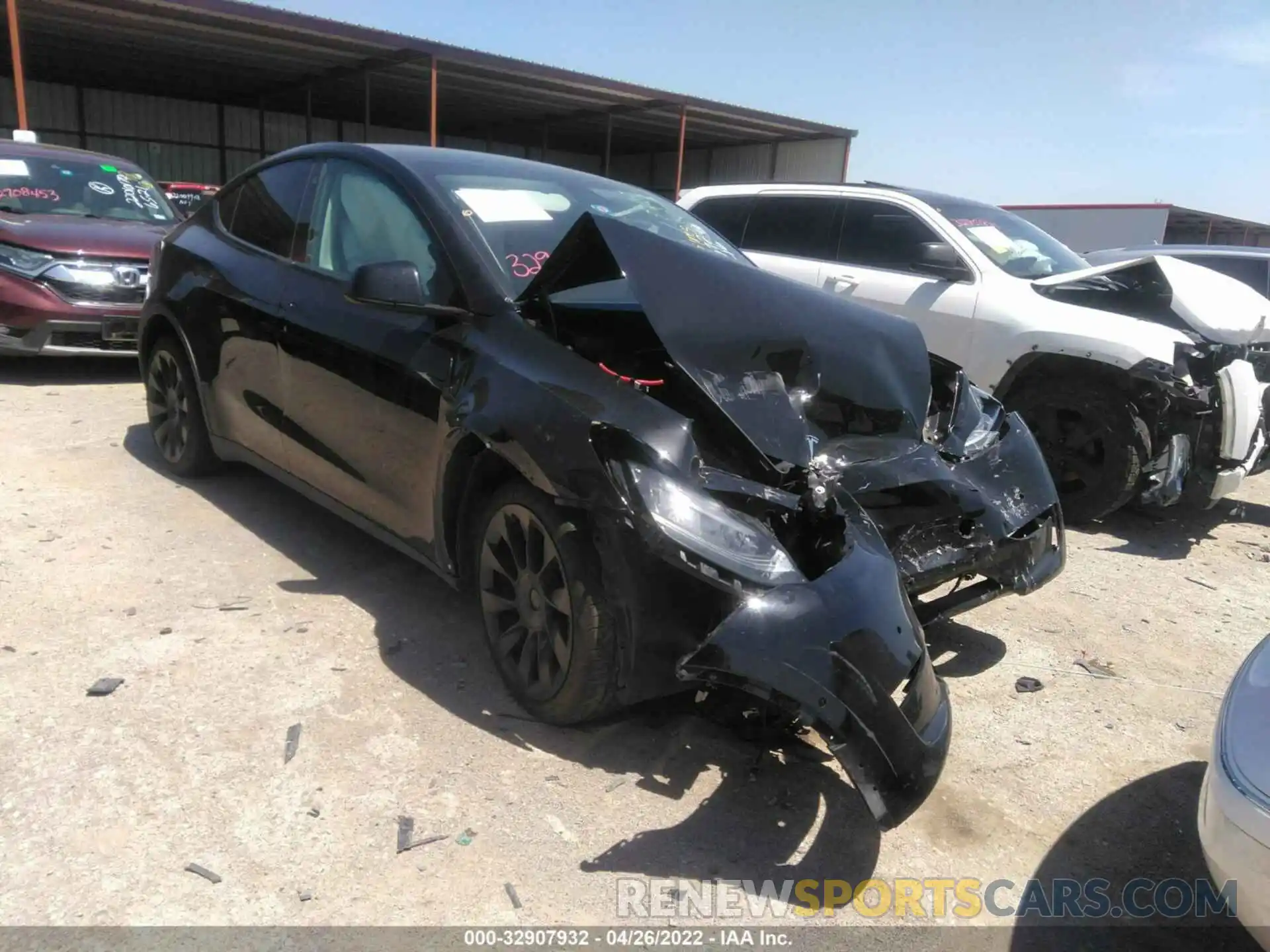 1 Photograph of a damaged car 5YJYGDEE2MF073694 TESLA MODEL Y 2021