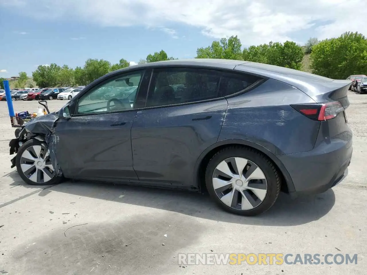 2 Photograph of a damaged car 5YJYGDEE2MF075932 TESLA MODEL Y 2021