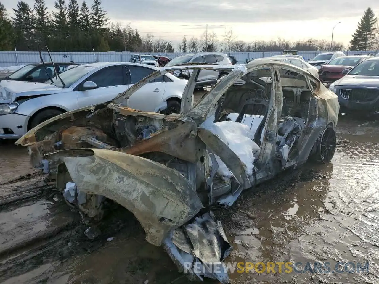 1 Photograph of a damaged car 5YJYGDEE2MF078328 TESLA MODEL Y 2021