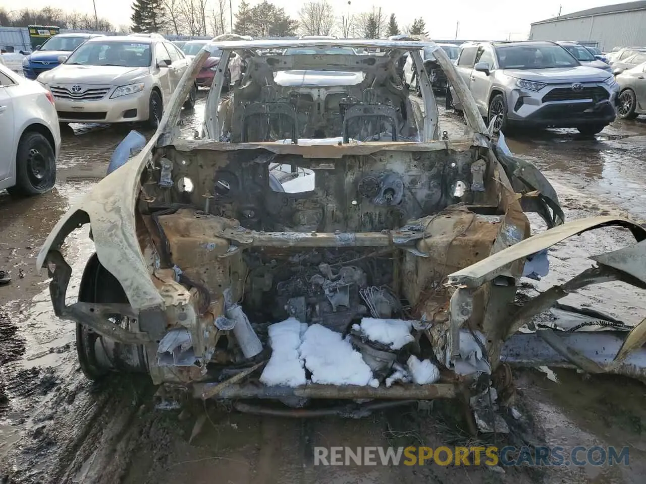 5 Photograph of a damaged car 5YJYGDEE2MF078328 TESLA MODEL Y 2021