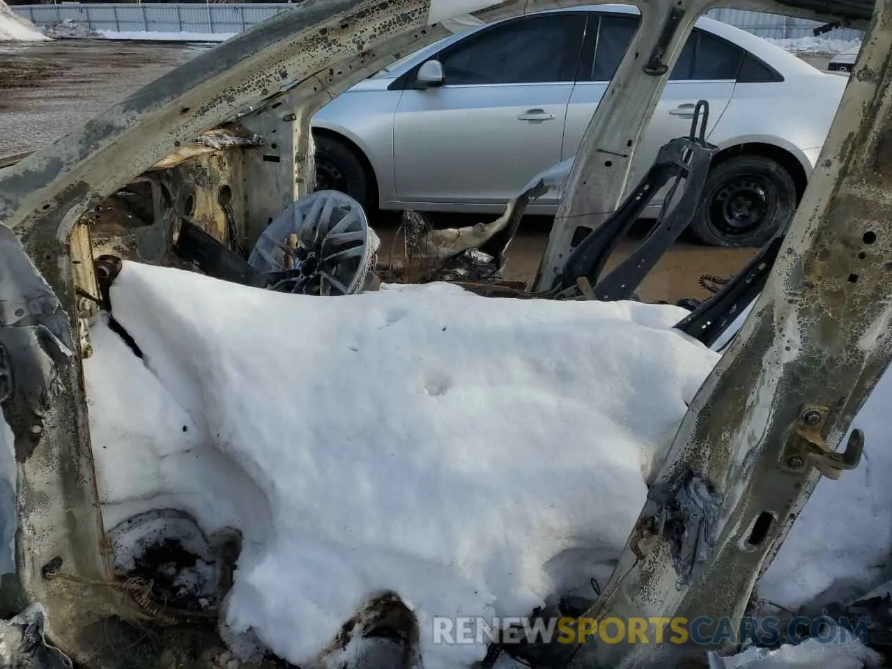 7 Photograph of a damaged car 5YJYGDEE2MF078328 TESLA MODEL Y 2021