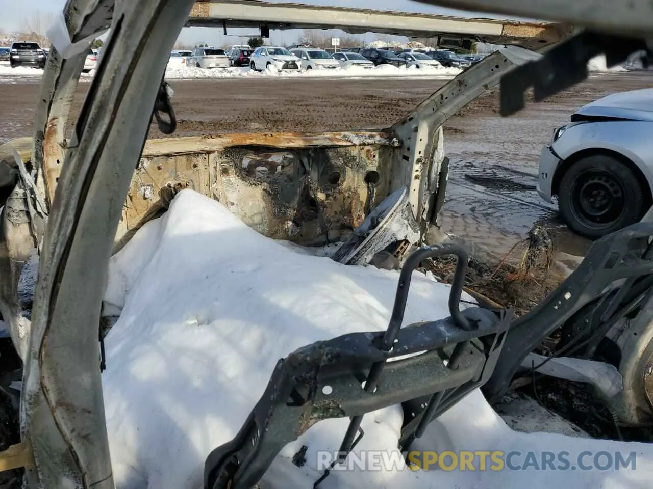 8 Photograph of a damaged car 5YJYGDEE2MF078328 TESLA MODEL Y 2021