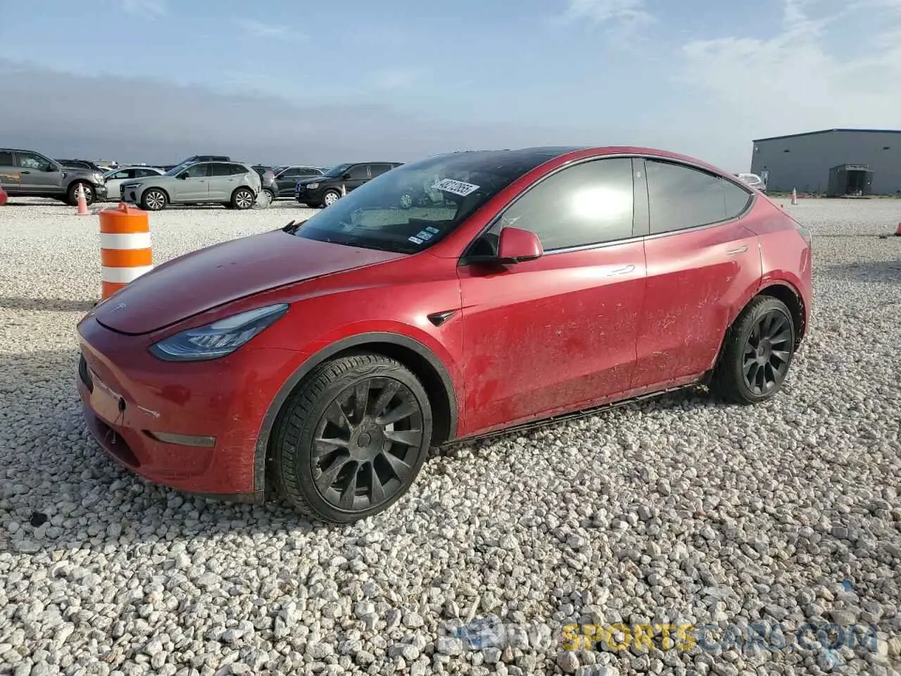 1 Photograph of a damaged car 5YJYGDEE2MF084243 TESLA MODEL Y 2021