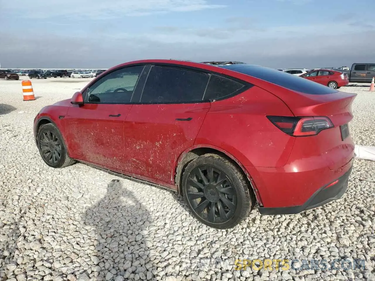 2 Photograph of a damaged car 5YJYGDEE2MF084243 TESLA MODEL Y 2021