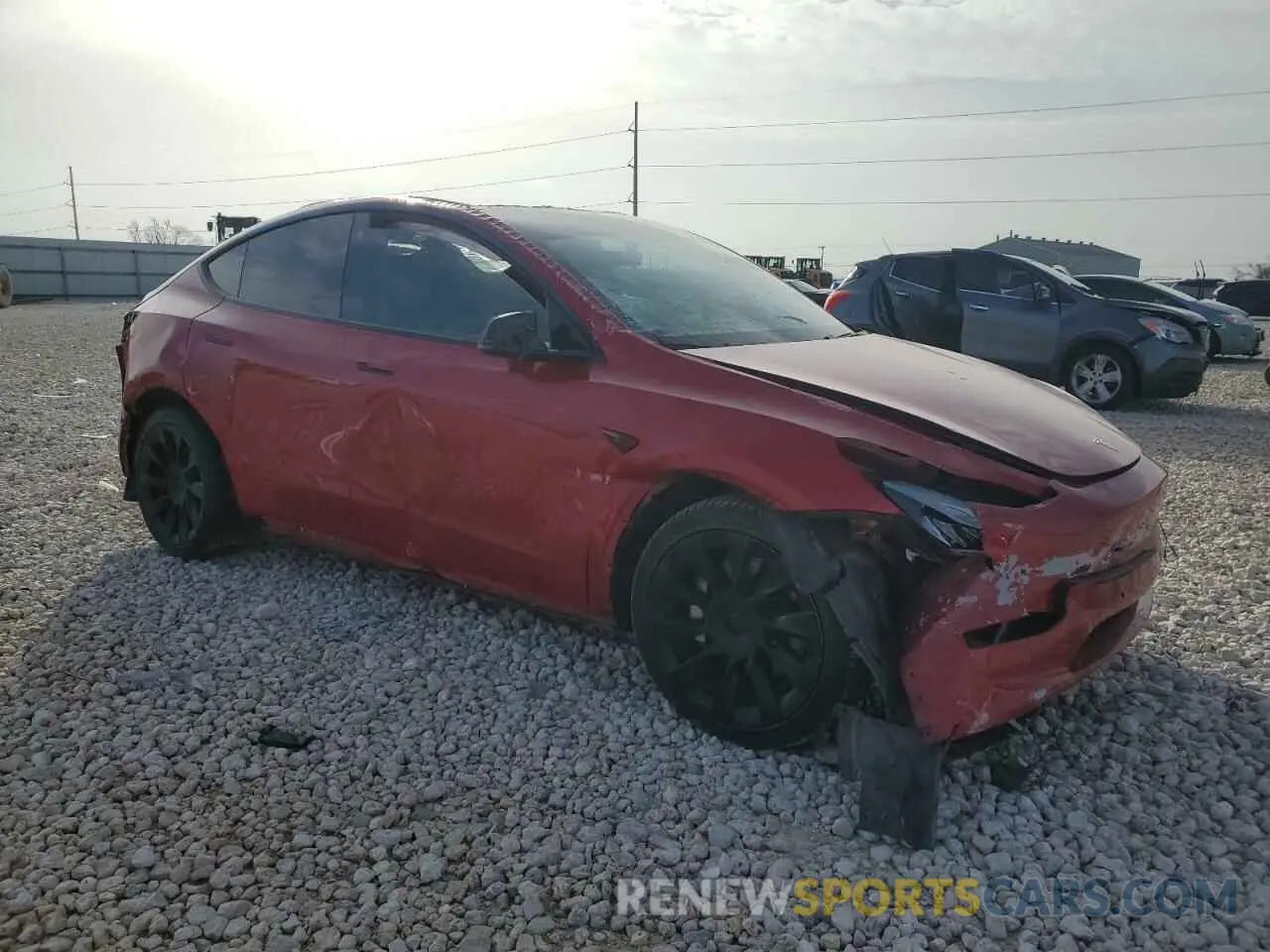 4 Photograph of a damaged car 5YJYGDEE2MF084243 TESLA MODEL Y 2021