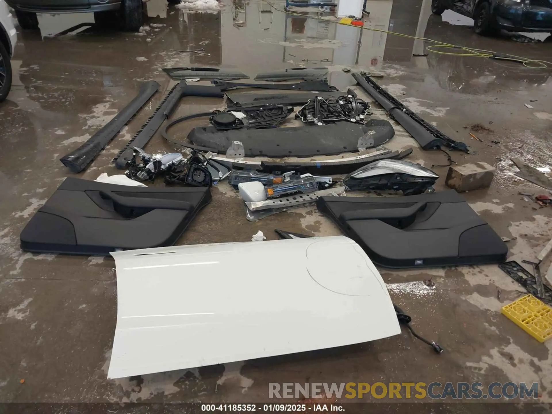 12 Photograph of a damaged car 5YJYGDEE2MF084839 TESLA MODEL Y 2021