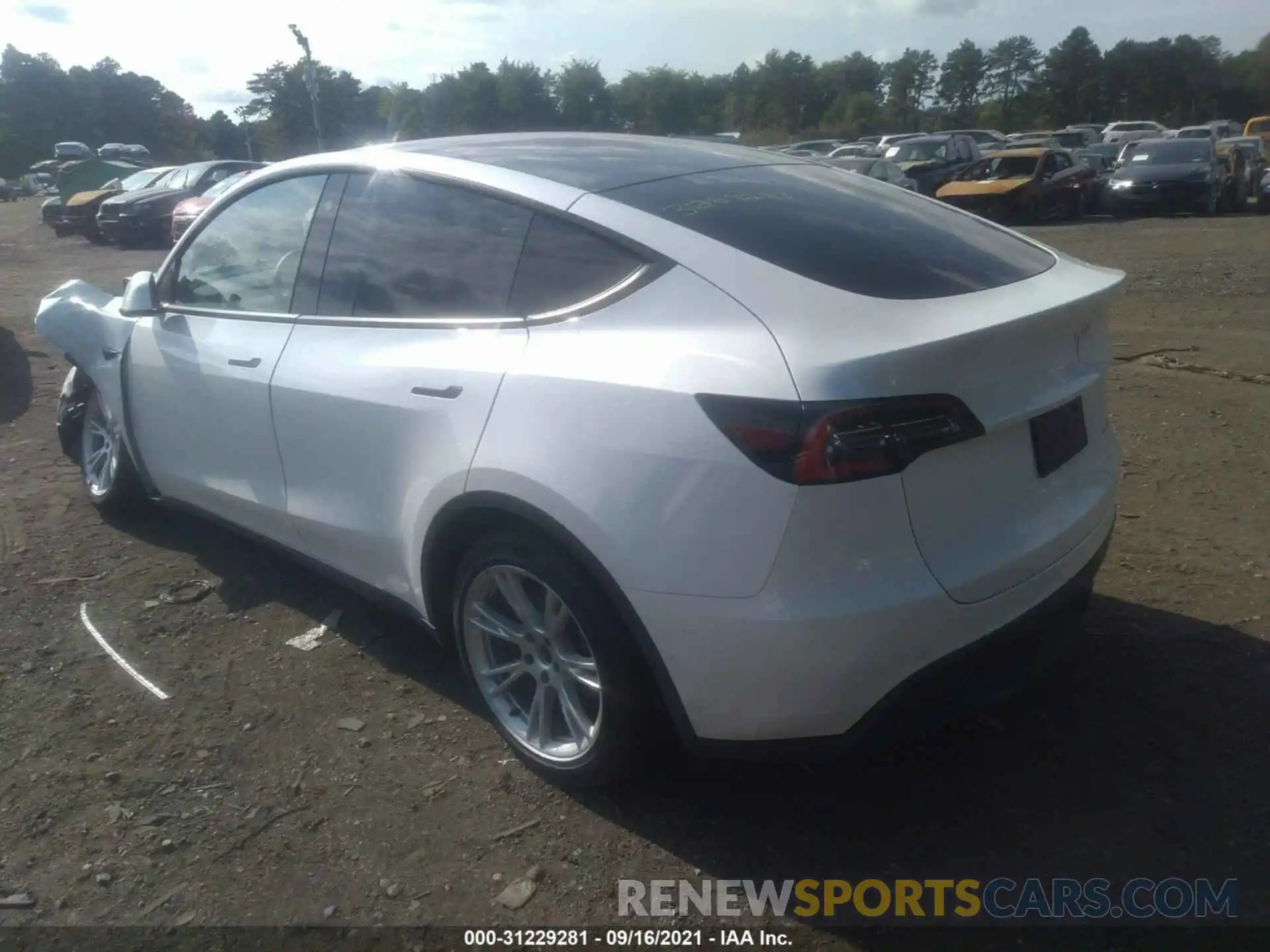 3 Photograph of a damaged car 5YJYGDEE2MF086199 TESLA MODEL Y 2021