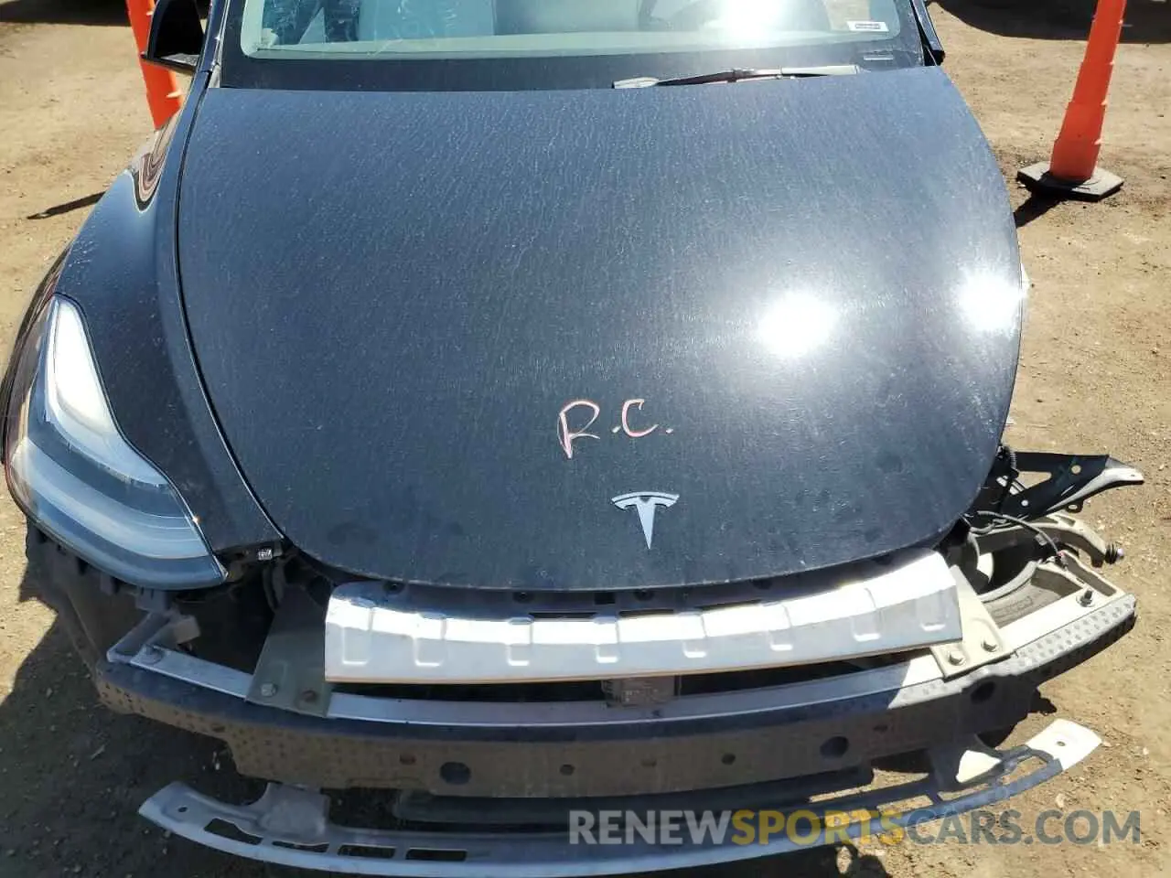 12 Photograph of a damaged car 5YJYGDEE2MF088678 TESLA MODEL Y 2021
