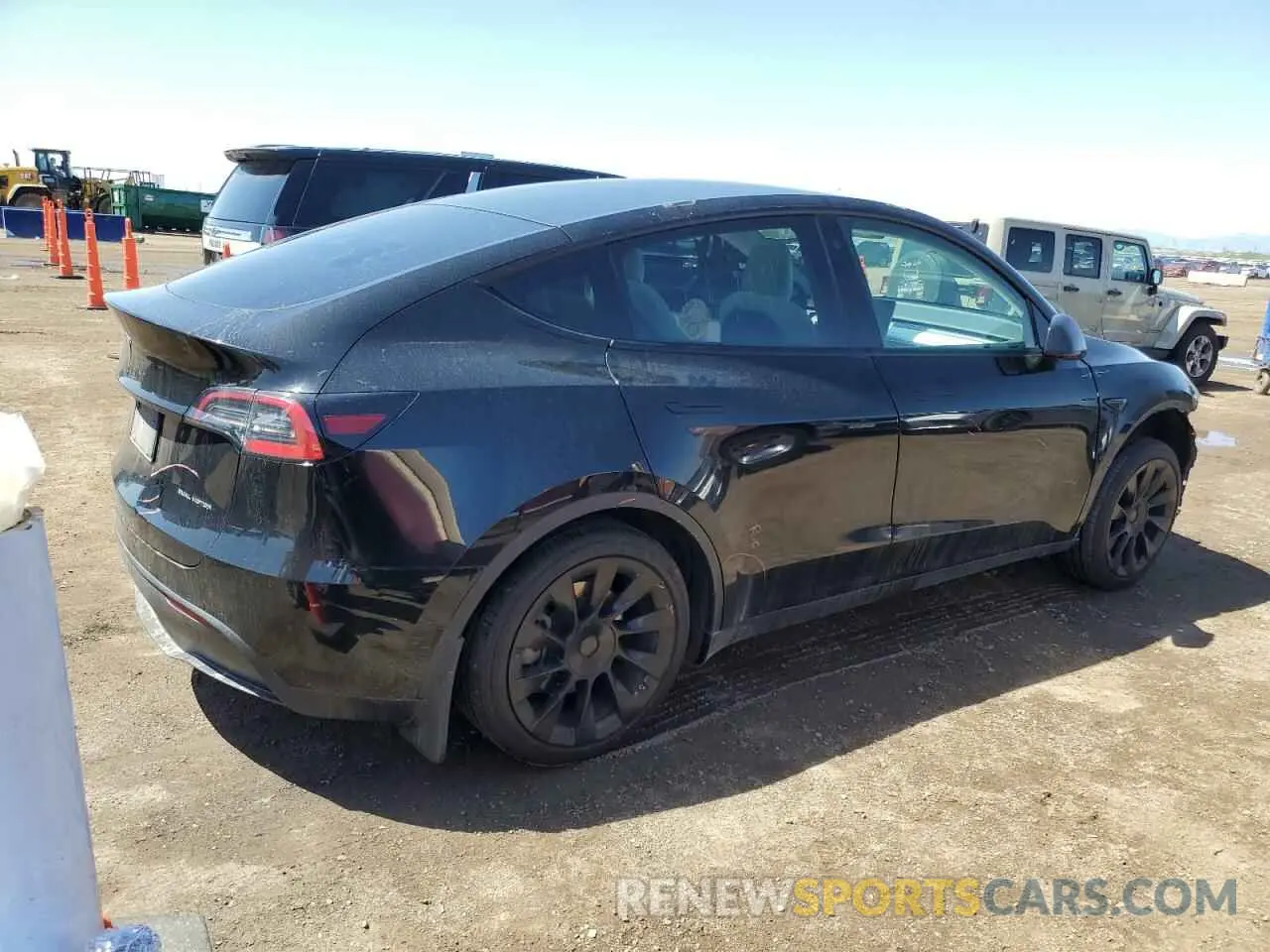 3 Photograph of a damaged car 5YJYGDEE2MF088678 TESLA MODEL Y 2021