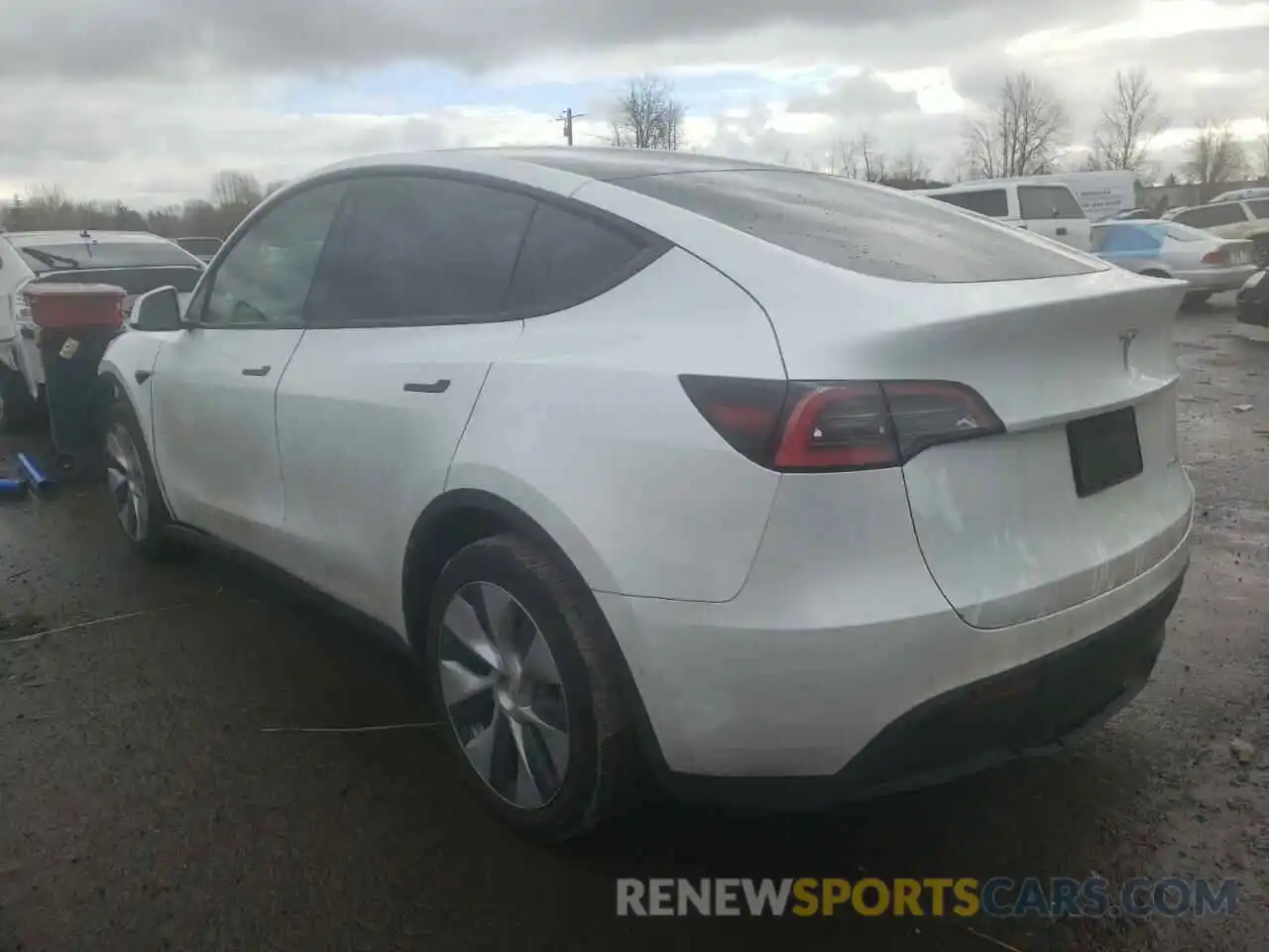 3 Photograph of a damaged car 5YJYGDEE2MF090432 TESLA MODEL Y 2021