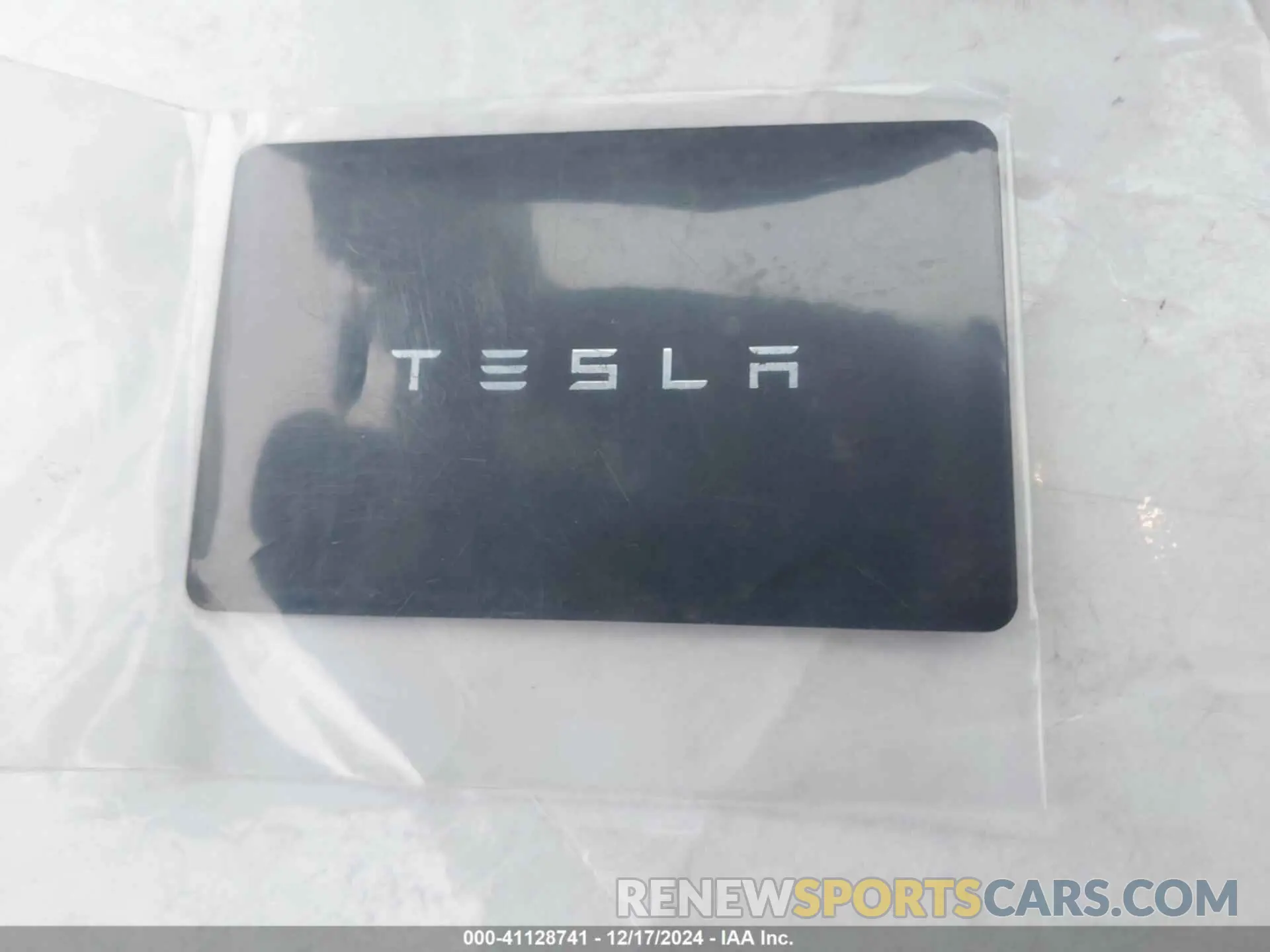 11 Photograph of a damaged car 5YJYGDEE2MF095744 TESLA MODEL Y 2021