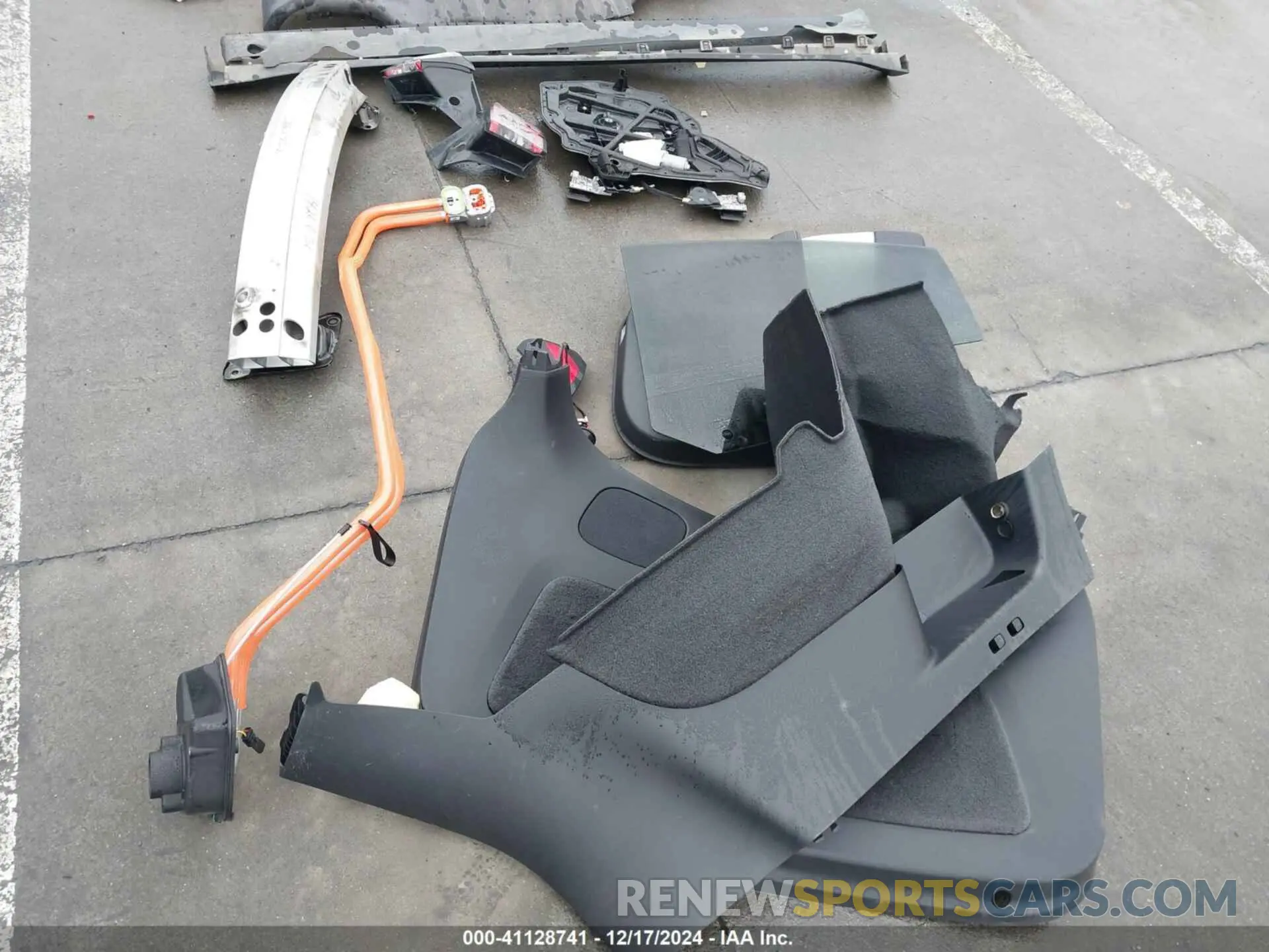 12 Photograph of a damaged car 5YJYGDEE2MF095744 TESLA MODEL Y 2021