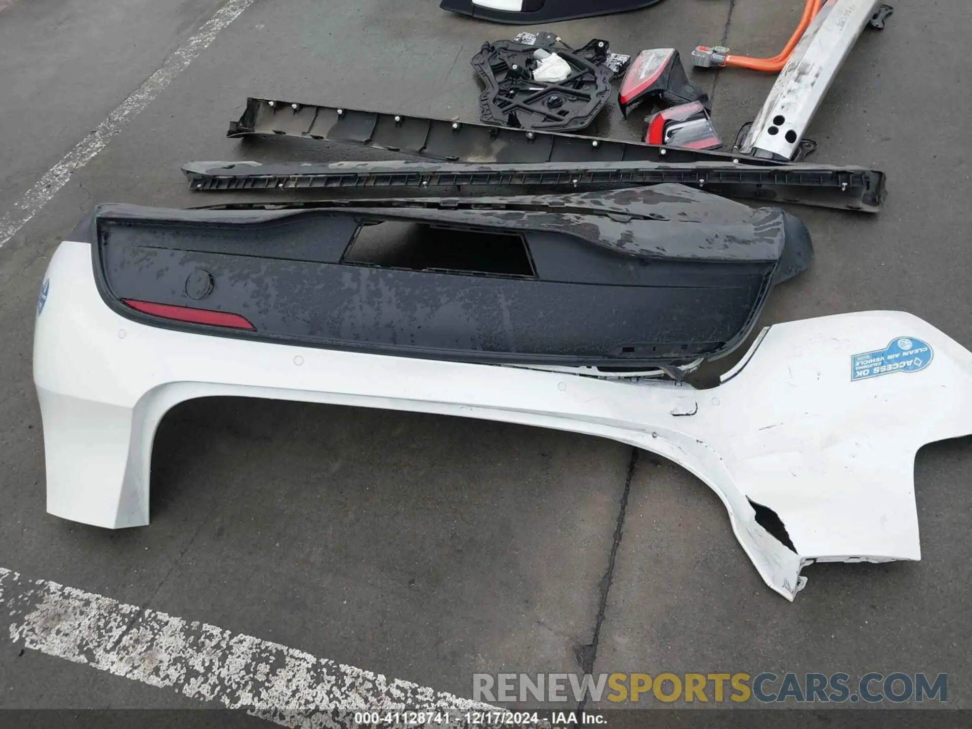 20 Photograph of a damaged car 5YJYGDEE2MF095744 TESLA MODEL Y 2021