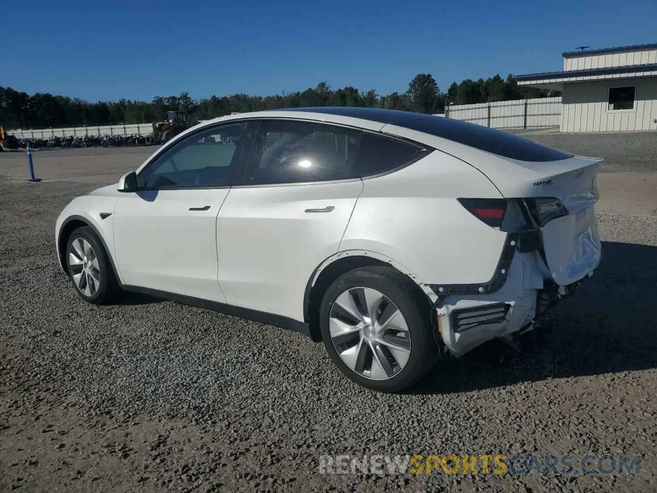 2 Photograph of a damaged car 5YJYGDEE2MF096912 TESLA MODEL Y 2021