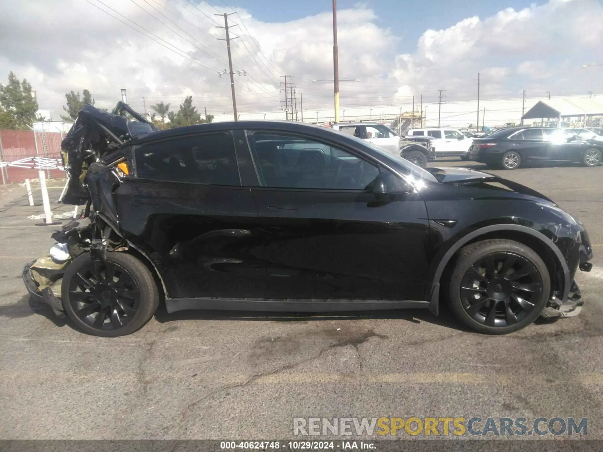 12 Photograph of a damaged car 5YJYGDEE2MF097624 TESLA MODEL Y 2021