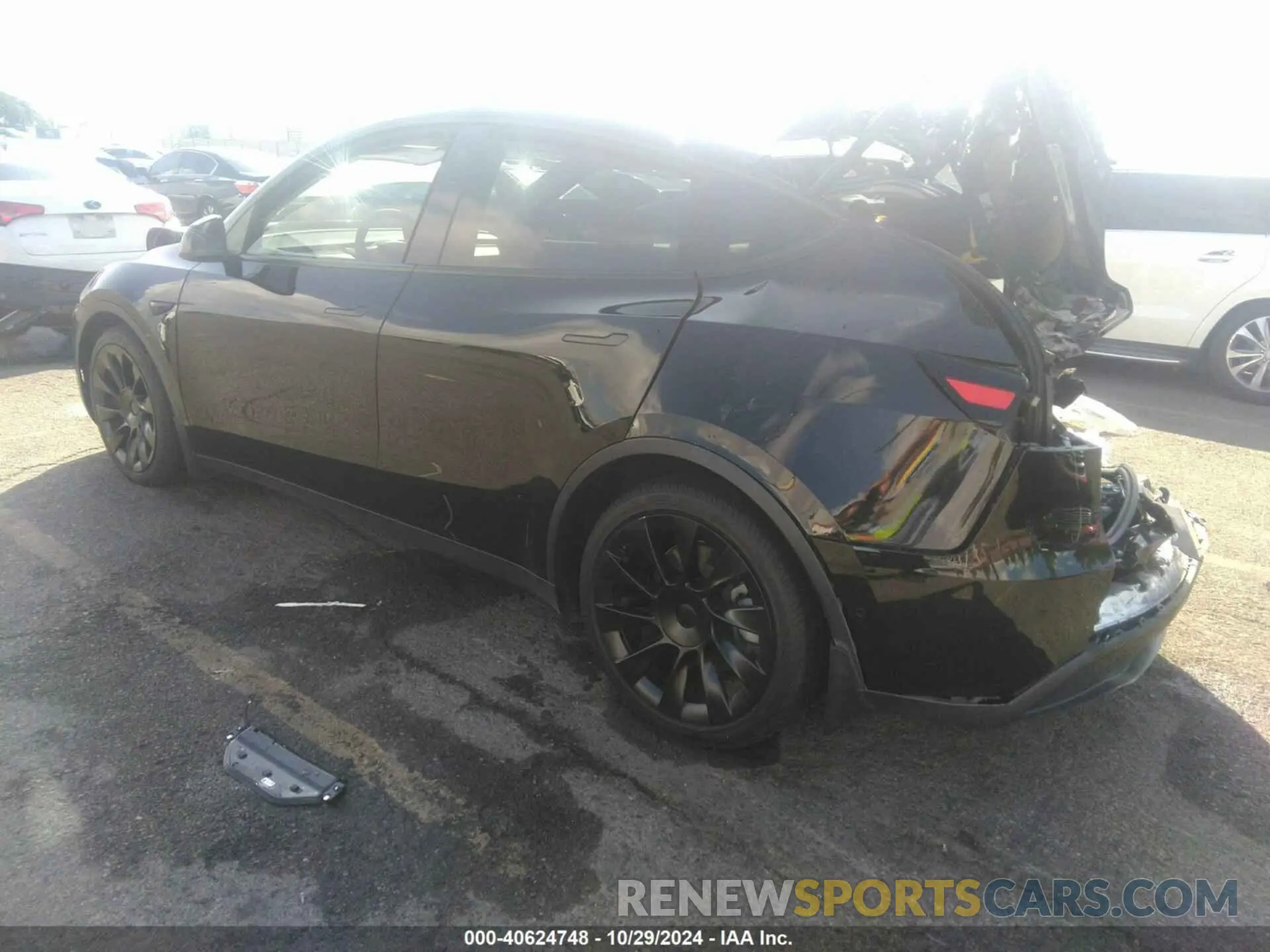 3 Photograph of a damaged car 5YJYGDEE2MF097624 TESLA MODEL Y 2021