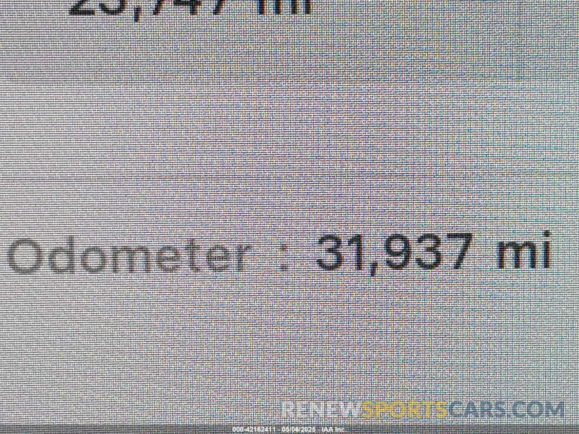15 Photograph of a damaged car 5YJYGDEE2MF098692 TESLA MODEL Y 2021