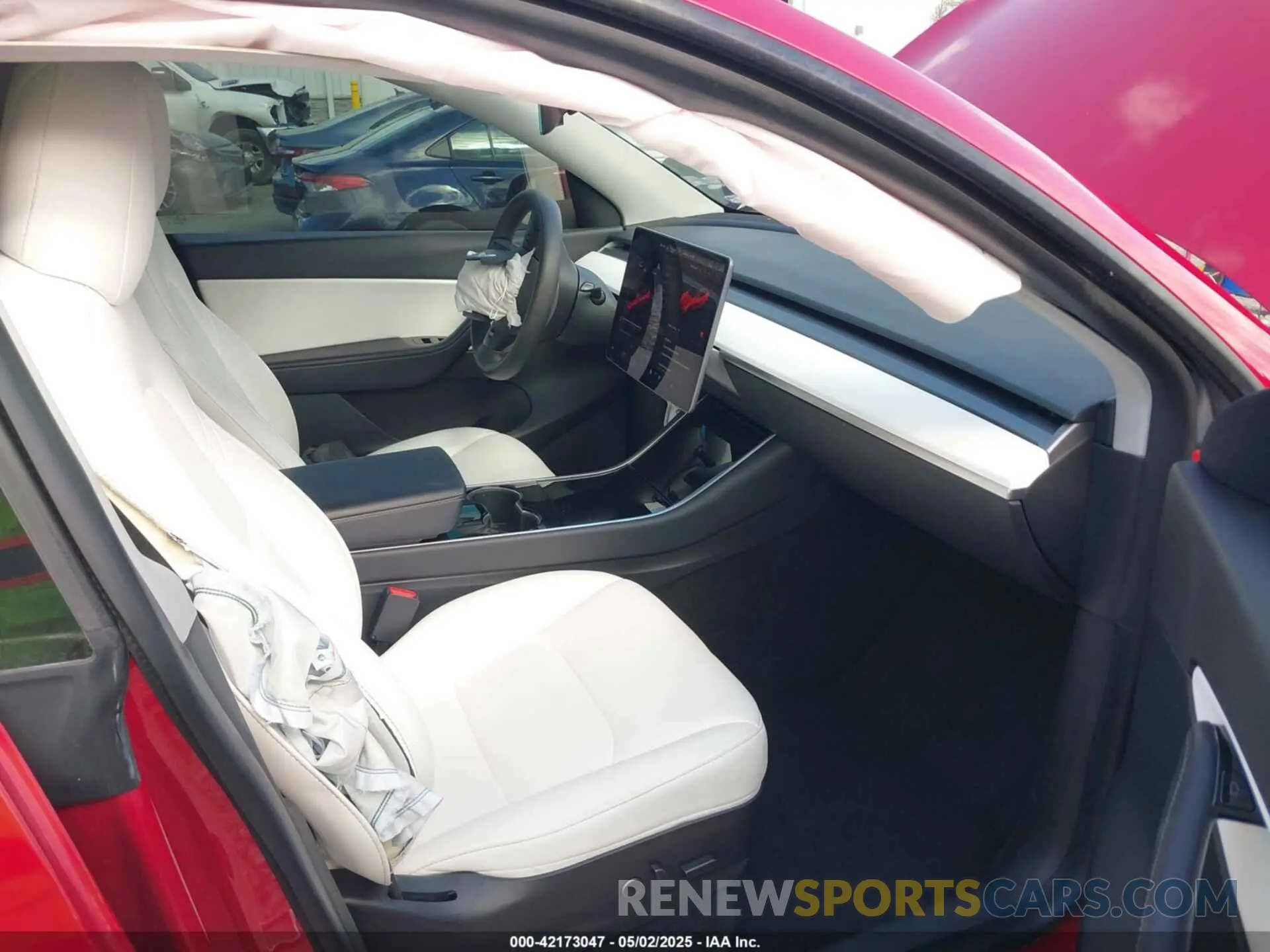 5 Photograph of a damaged car 5YJYGDEE2MF099373 TESLA MODEL Y 2021