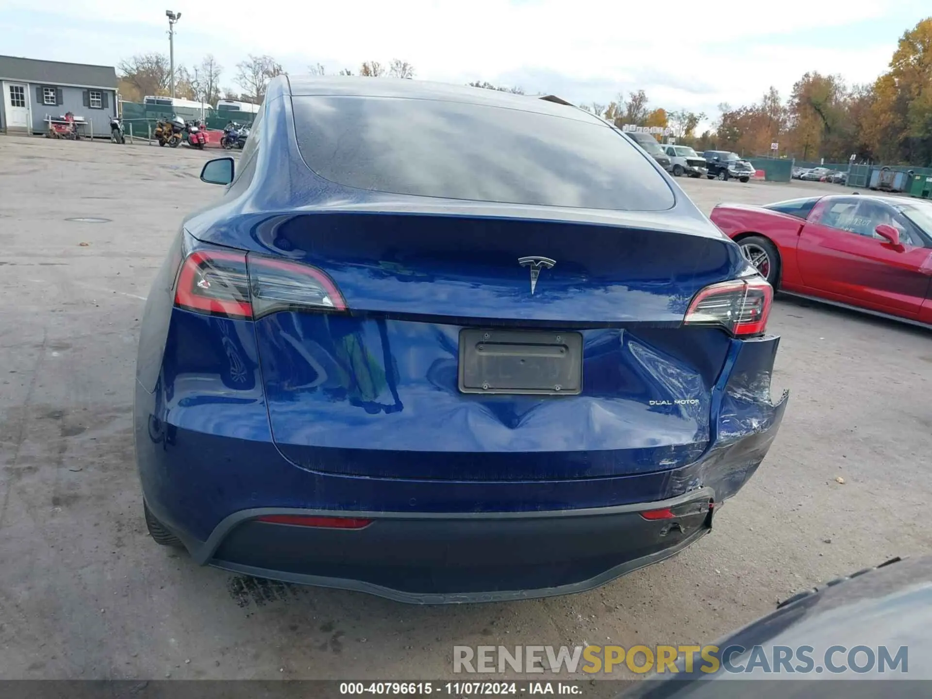 17 Photograph of a damaged car 5YJYGDEE2MF099664 TESLA MODEL Y 2021