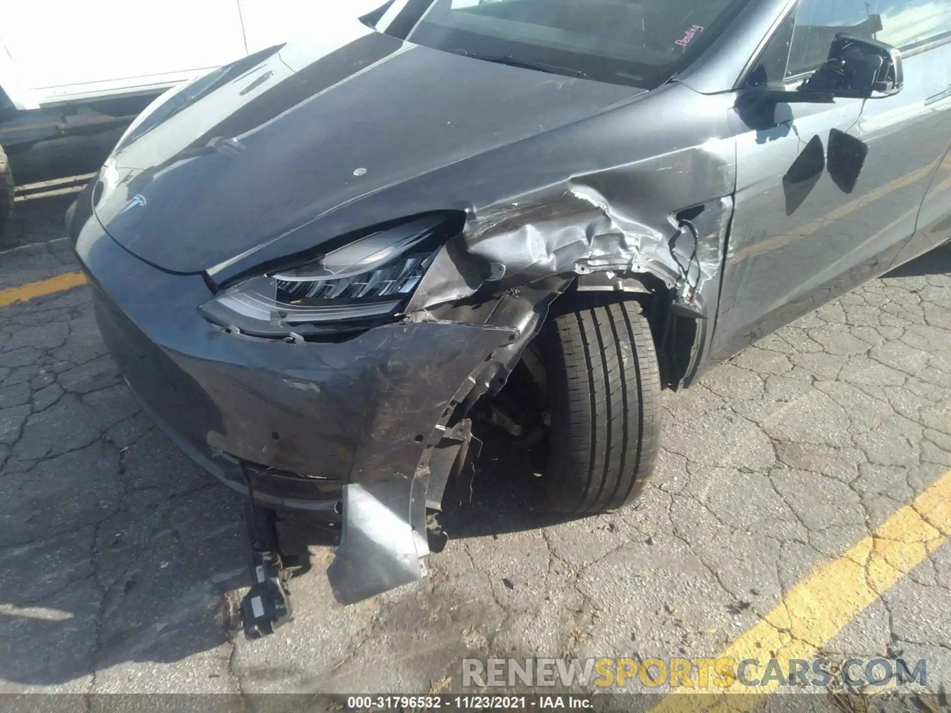 6 Photograph of a damaged car 5YJYGDEE2MF115460 TESLA MODEL Y 2021