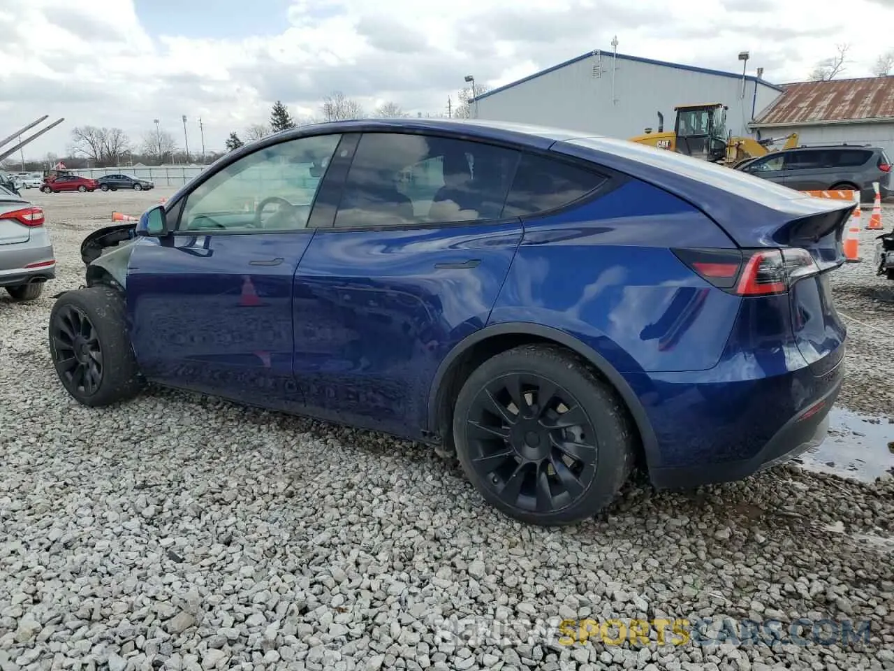 2 Photograph of a damaged car 5YJYGDEE2MF118357 TESLA MODEL Y 2021