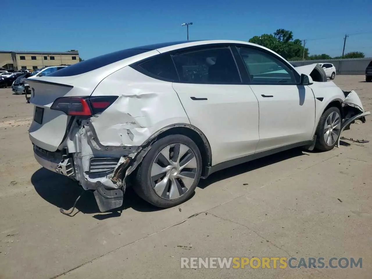 3 Photograph of a damaged car 5YJYGDEE2MF118634 TESLA MODEL Y 2021