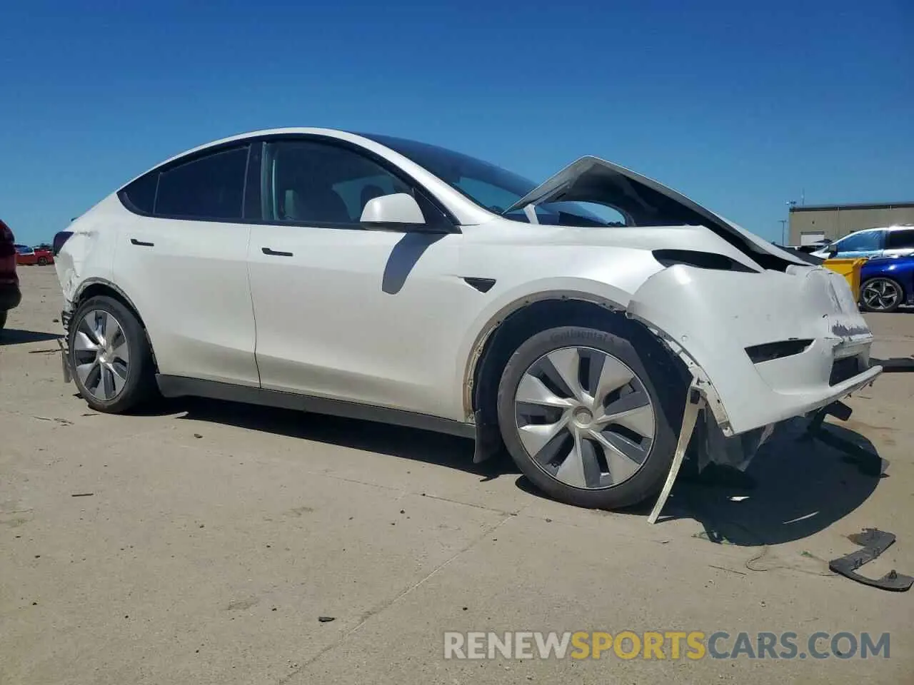4 Photograph of a damaged car 5YJYGDEE2MF118634 TESLA MODEL Y 2021