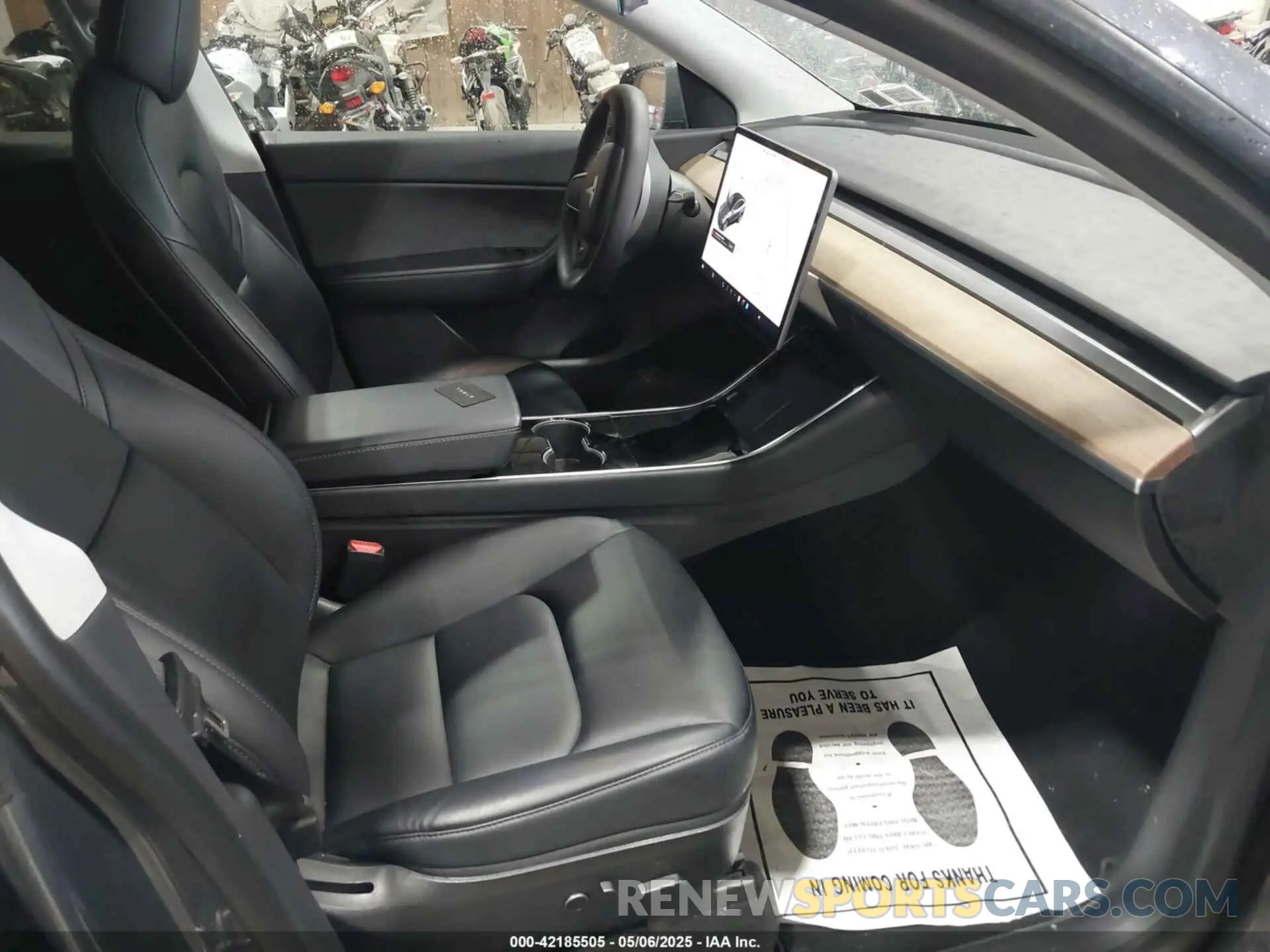 5 Photograph of a damaged car 5YJYGDEE2MF121792 TESLA MODEL Y 2021