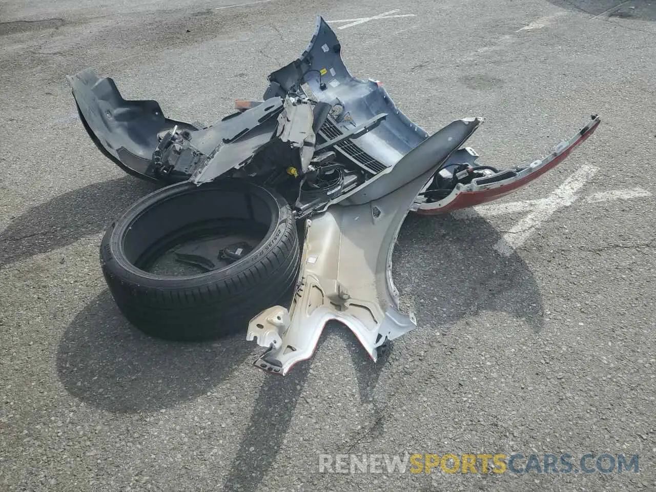 15 Photograph of a damaged car 5YJYGDEE2MF141685 TESLA MODEL Y 2021