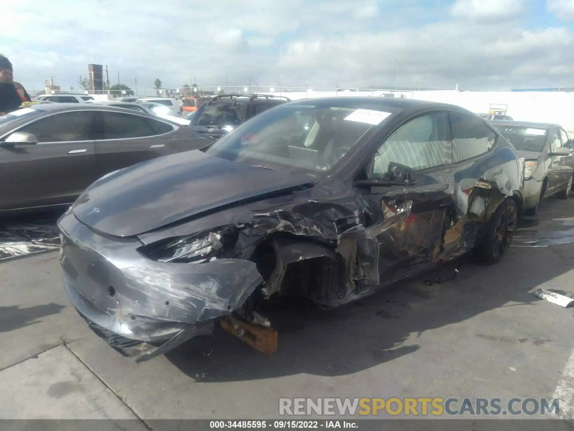 2 Photograph of a damaged car 5YJYGDEE2MF160866 TESLA MODEL Y 2021